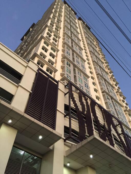 Ram's crib at san lorenzo's place condo view 5