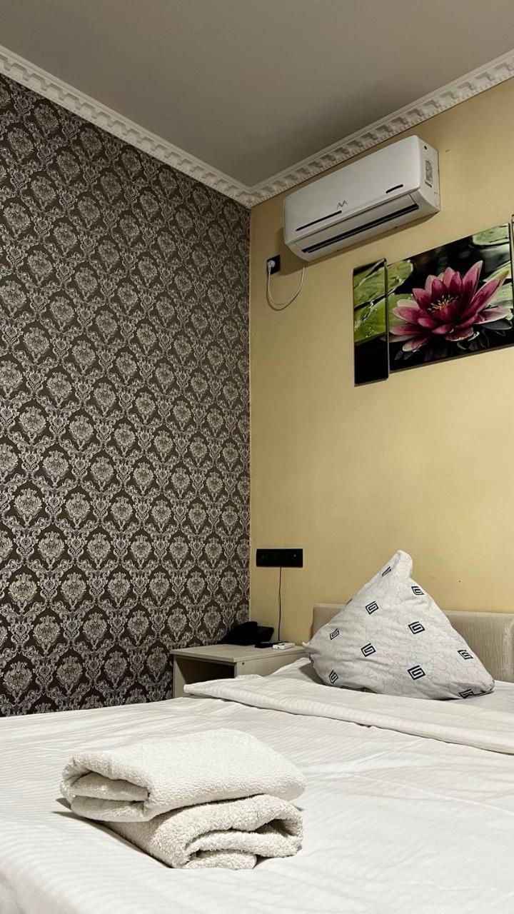 Avrora Apartments