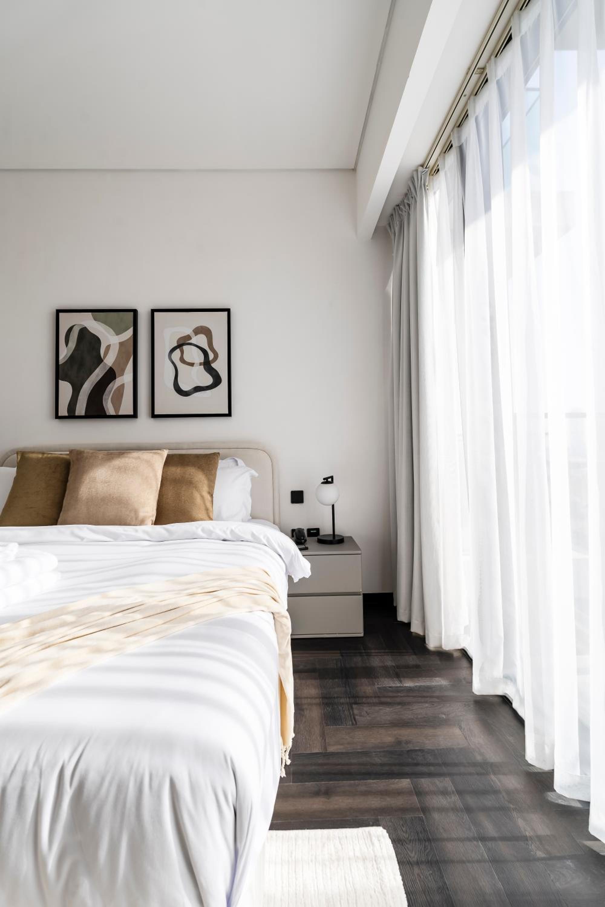 Stylish 1BR with Dubai Skyline & Burj Khalifa View