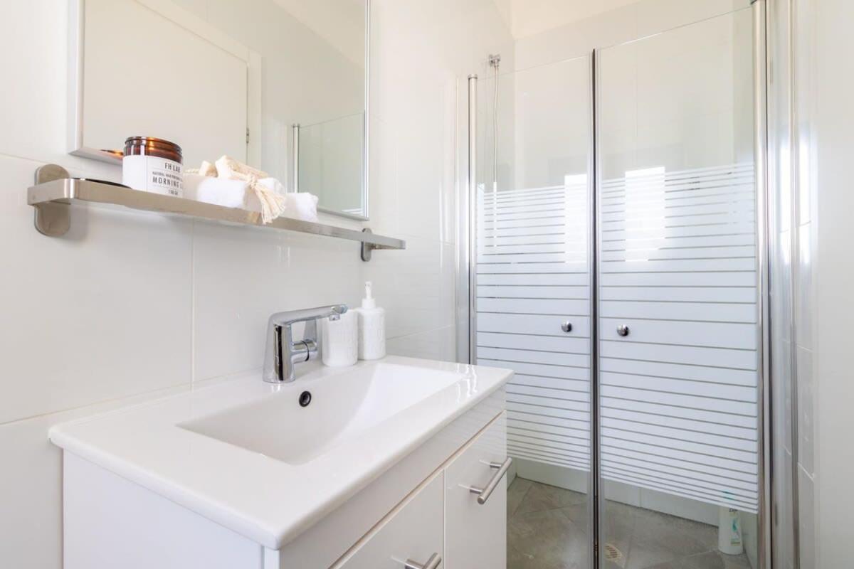 Luxury 4 Bedroom With Amazing View In Ramat Sharet Bayt Vegan, photo 27