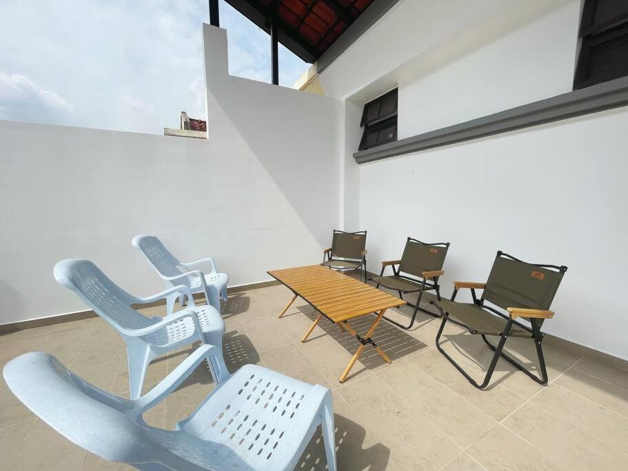 Corner Lots 4-5BR Austin 10mins 17pax Event BBQ