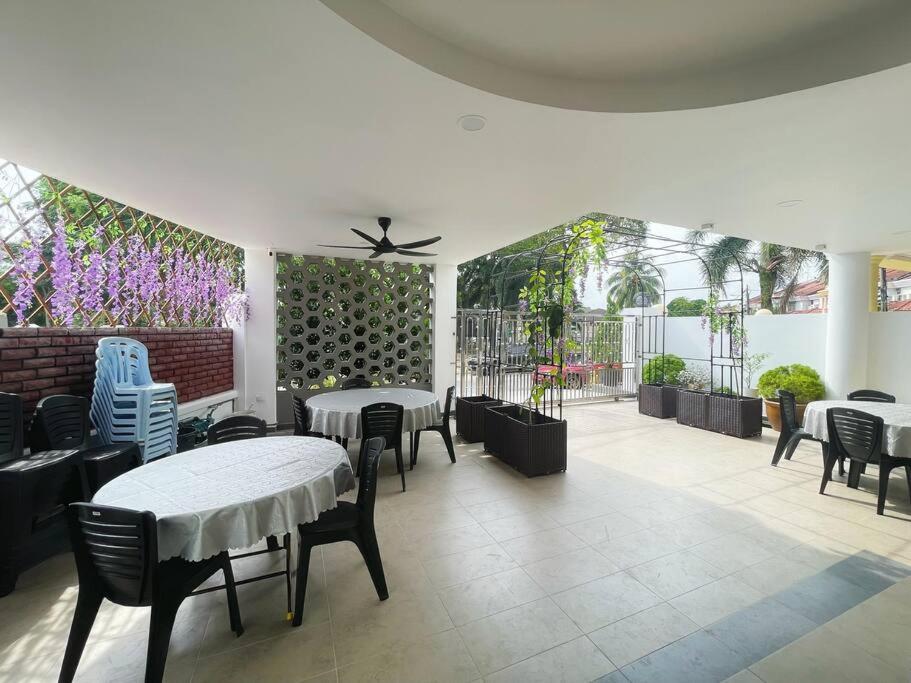 Corner Lots 4-5BR Austin 10mins 17pax Event BBQ