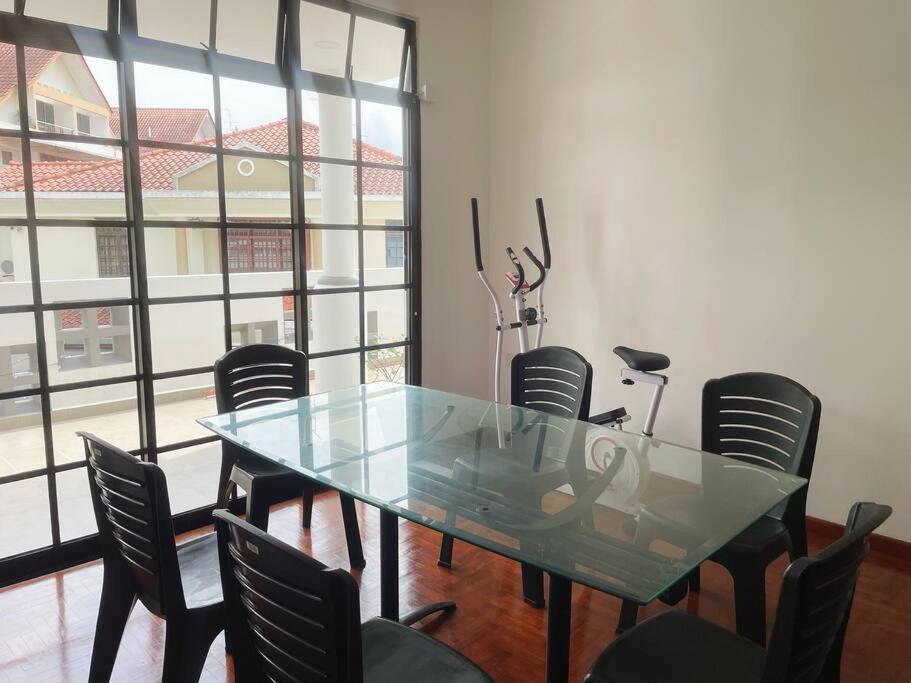 Corner Lots 4-5BR Austin 10mins 17pax Event BBQ
