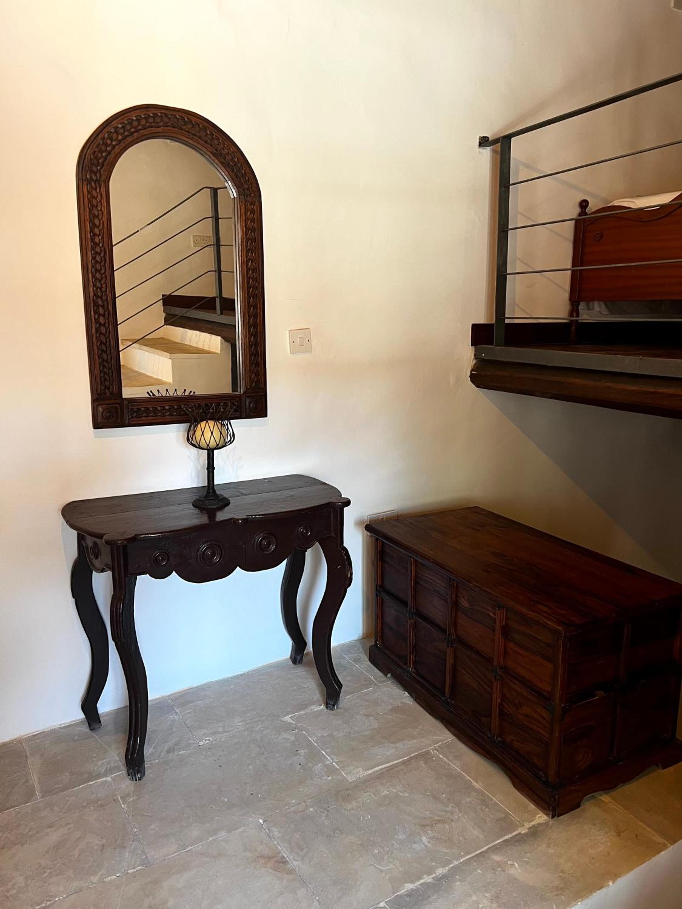 Kaizer Suites