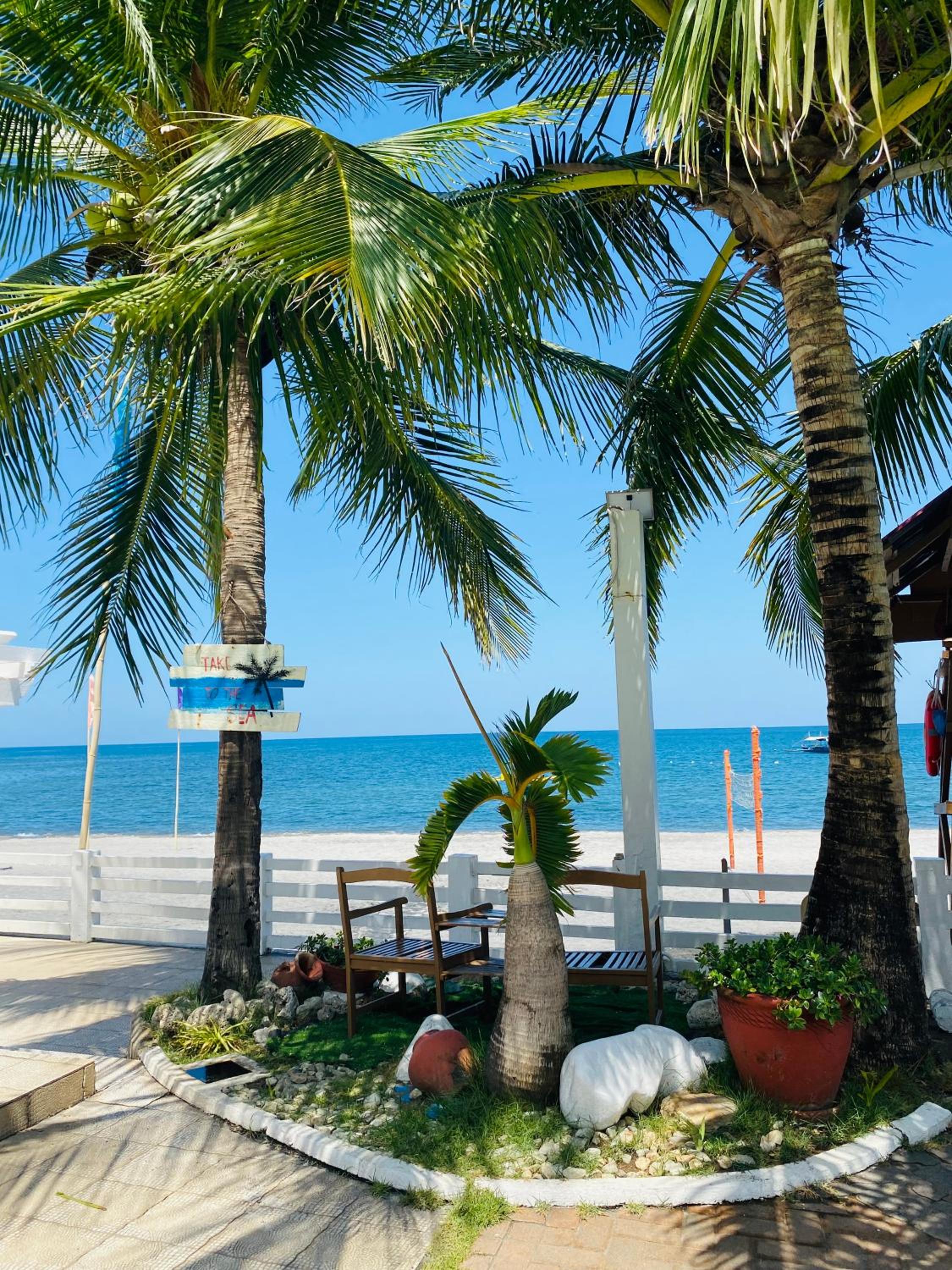 Phi-Phi Beach Resorts & Hotel view 3