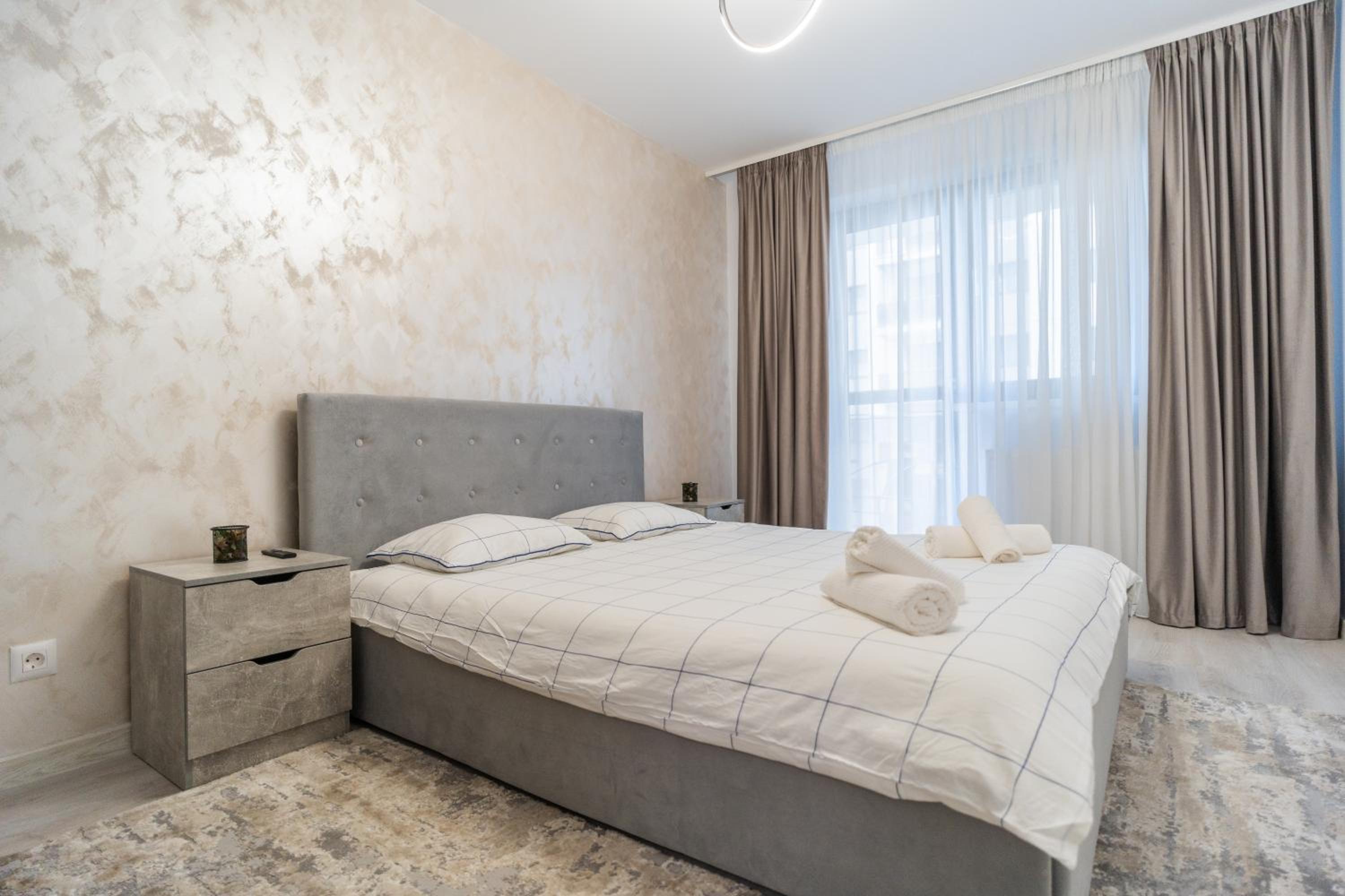 Hills Residence Premium Apartment in Pallady view 2