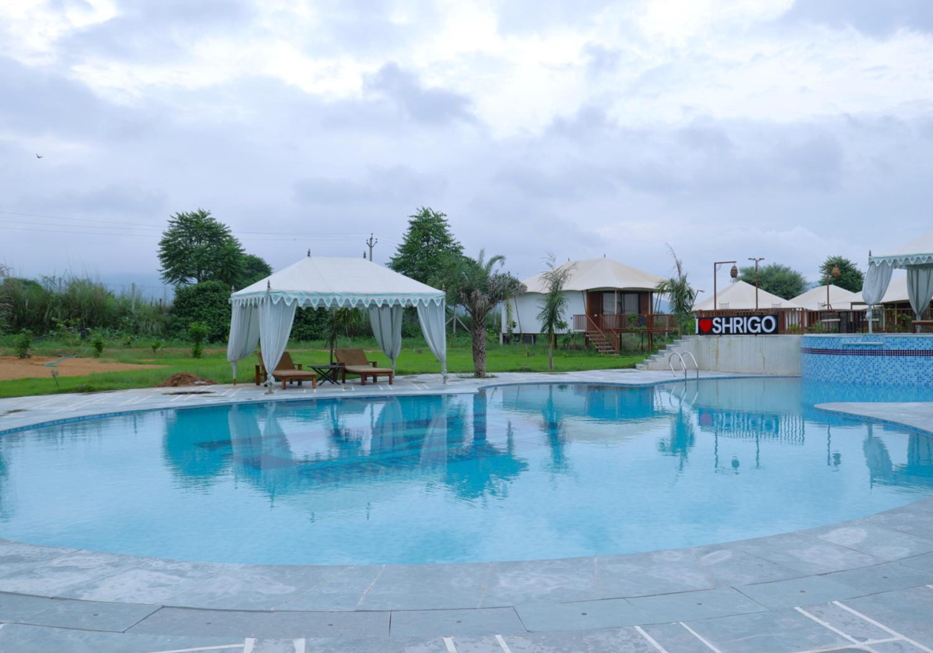 Luxe Stayz Signature Pushkar