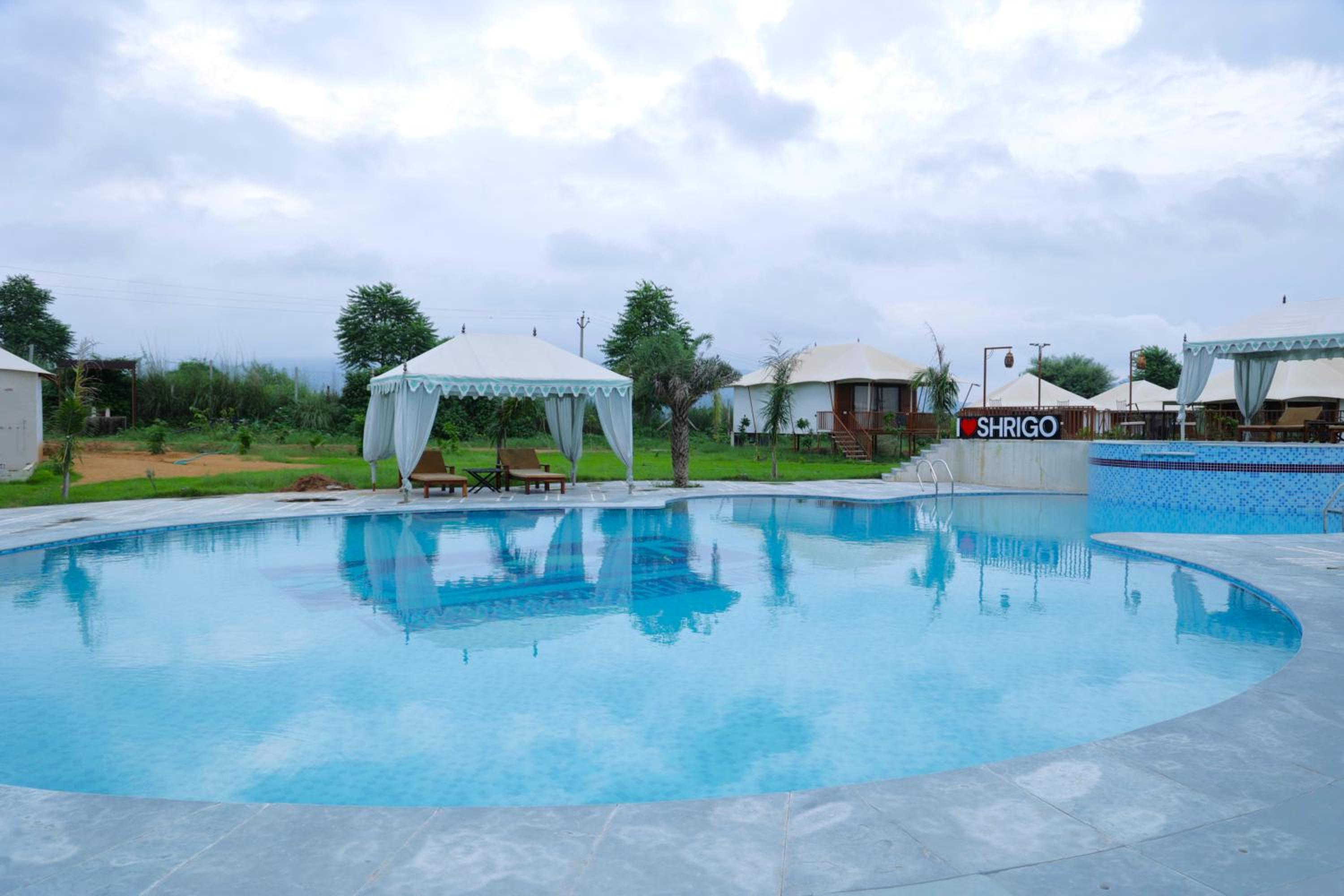 Luxe Stayz Signature Pushkar