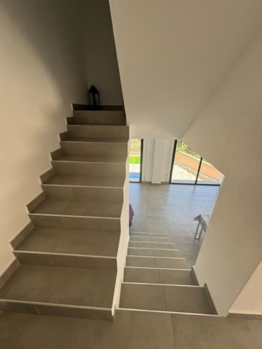 Preciosa casa con piscina