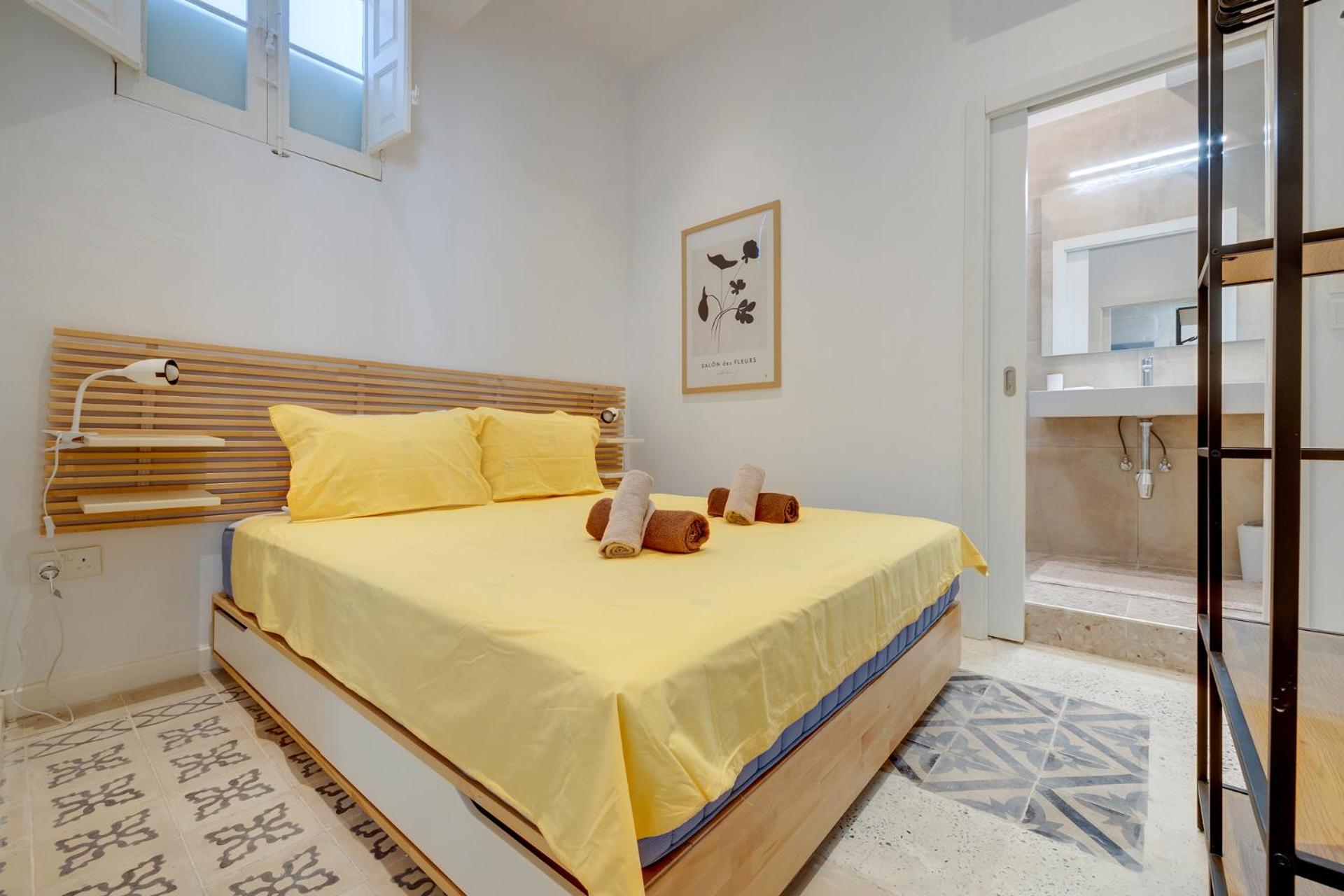 Exclusive Valletta Apart with Historic Charm by Buena Vista