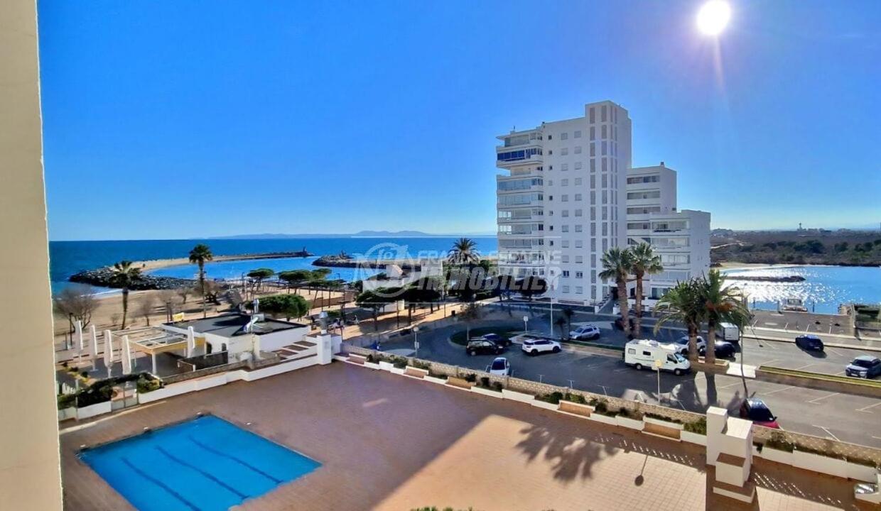 Spacieux Appartement Rose front mer et piscine