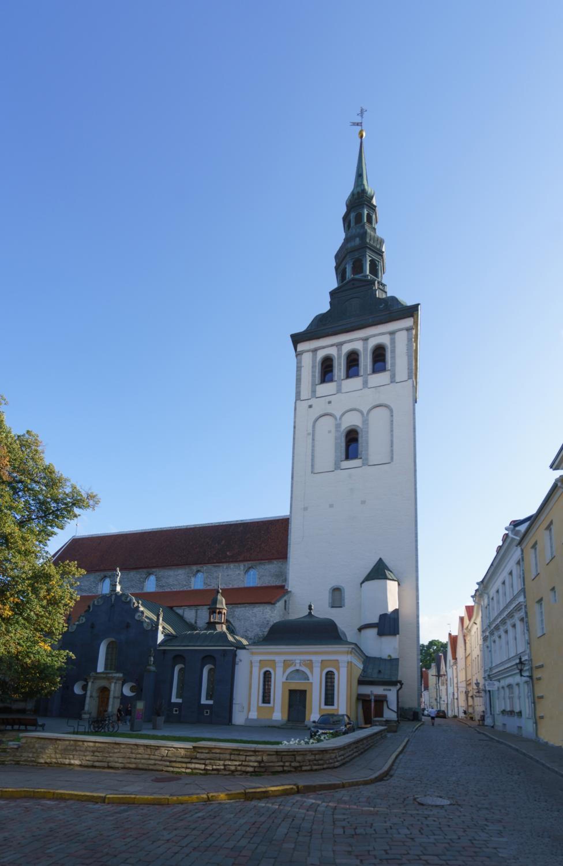 Tallinn Vacations - The Great American Gallery - Property Image 2