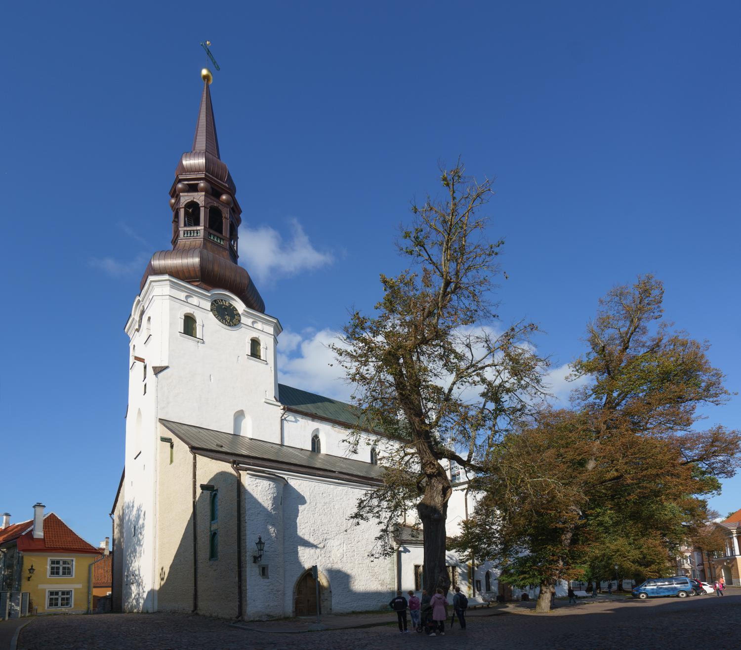 Tallinn Vacations - The Great American Gallery - Property Image 3