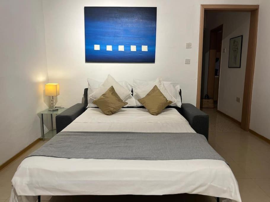 Seaside & Central Apartment — St Julian's