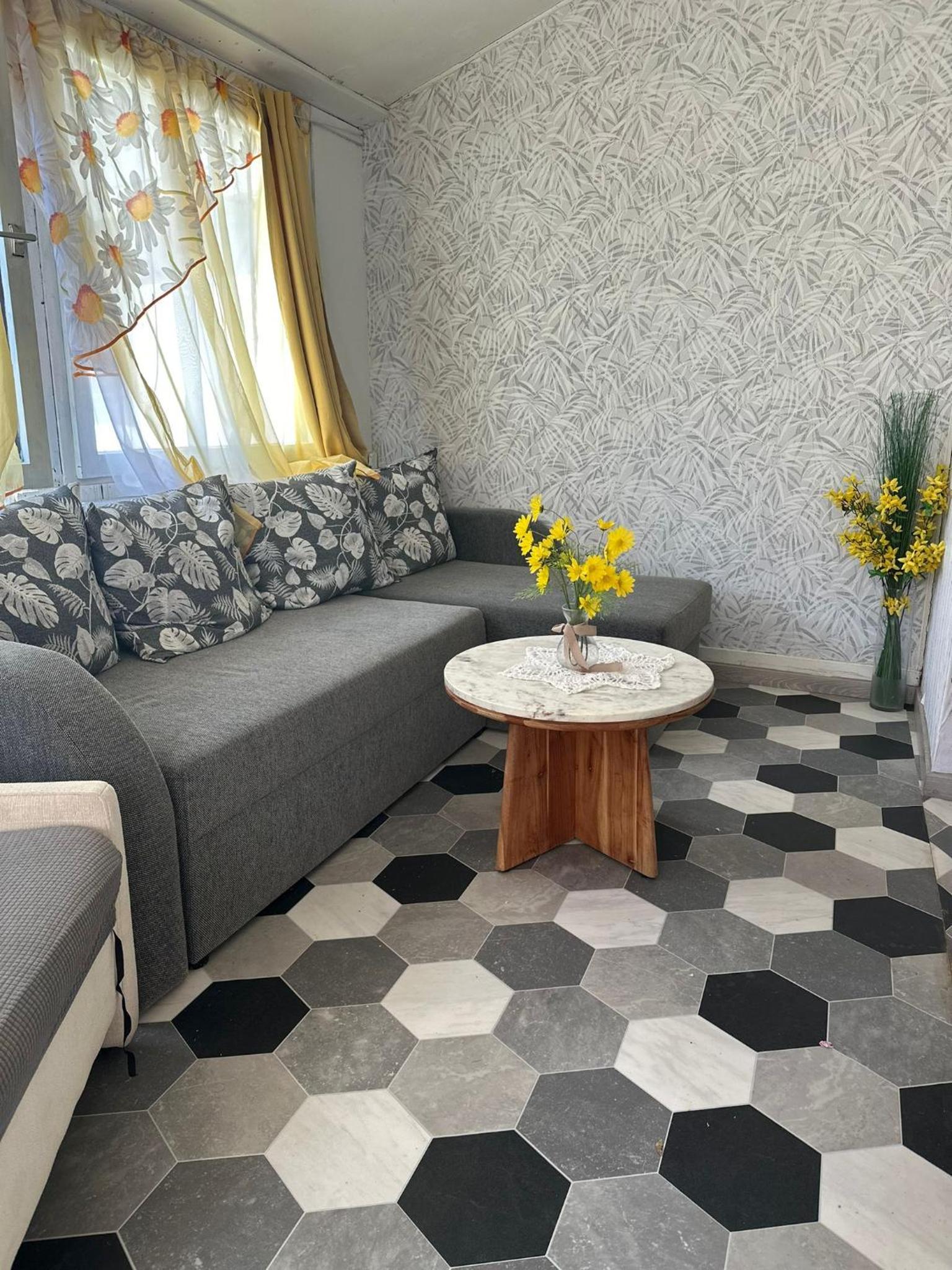 Tulip house