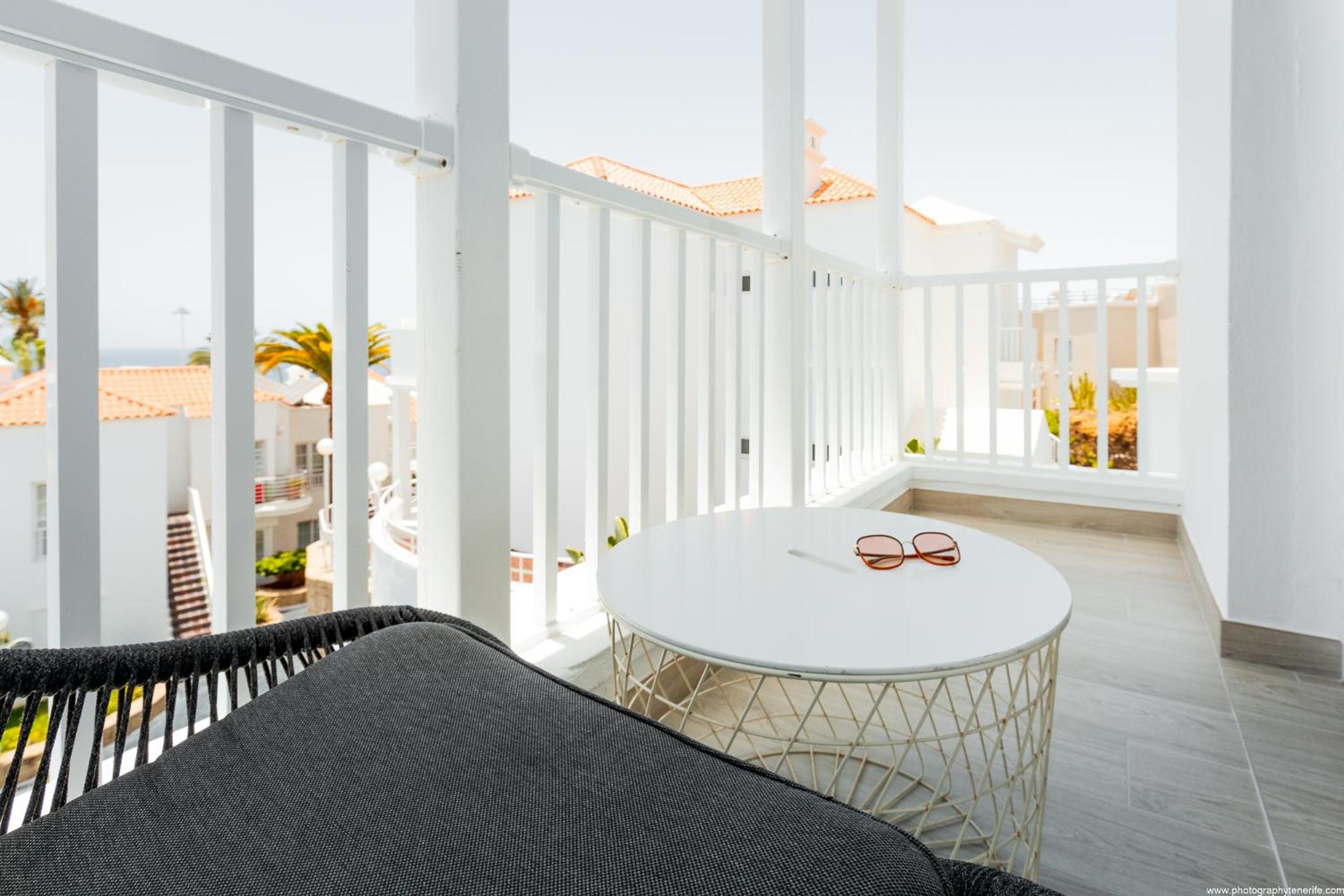 Spacious apartment with ocean view