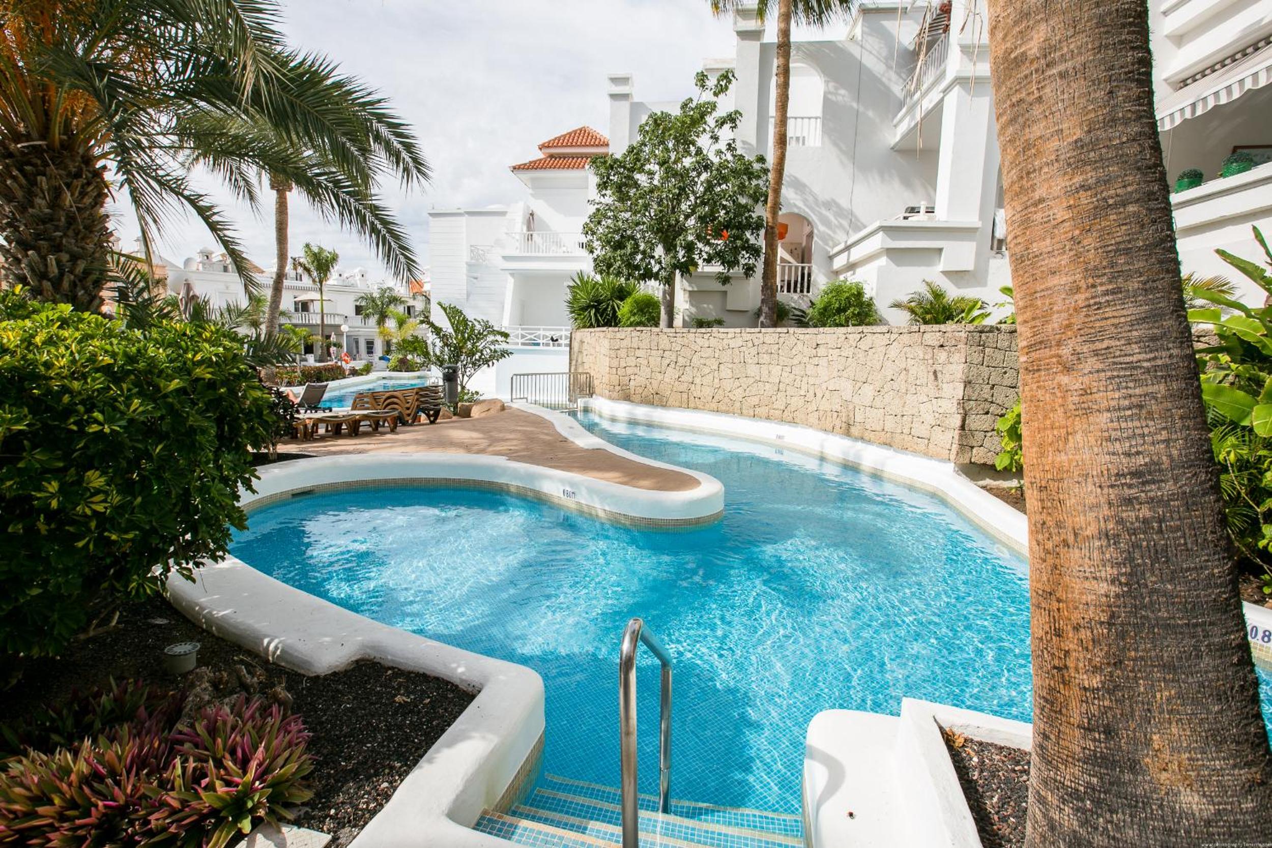 Spacious apartment with ocean view