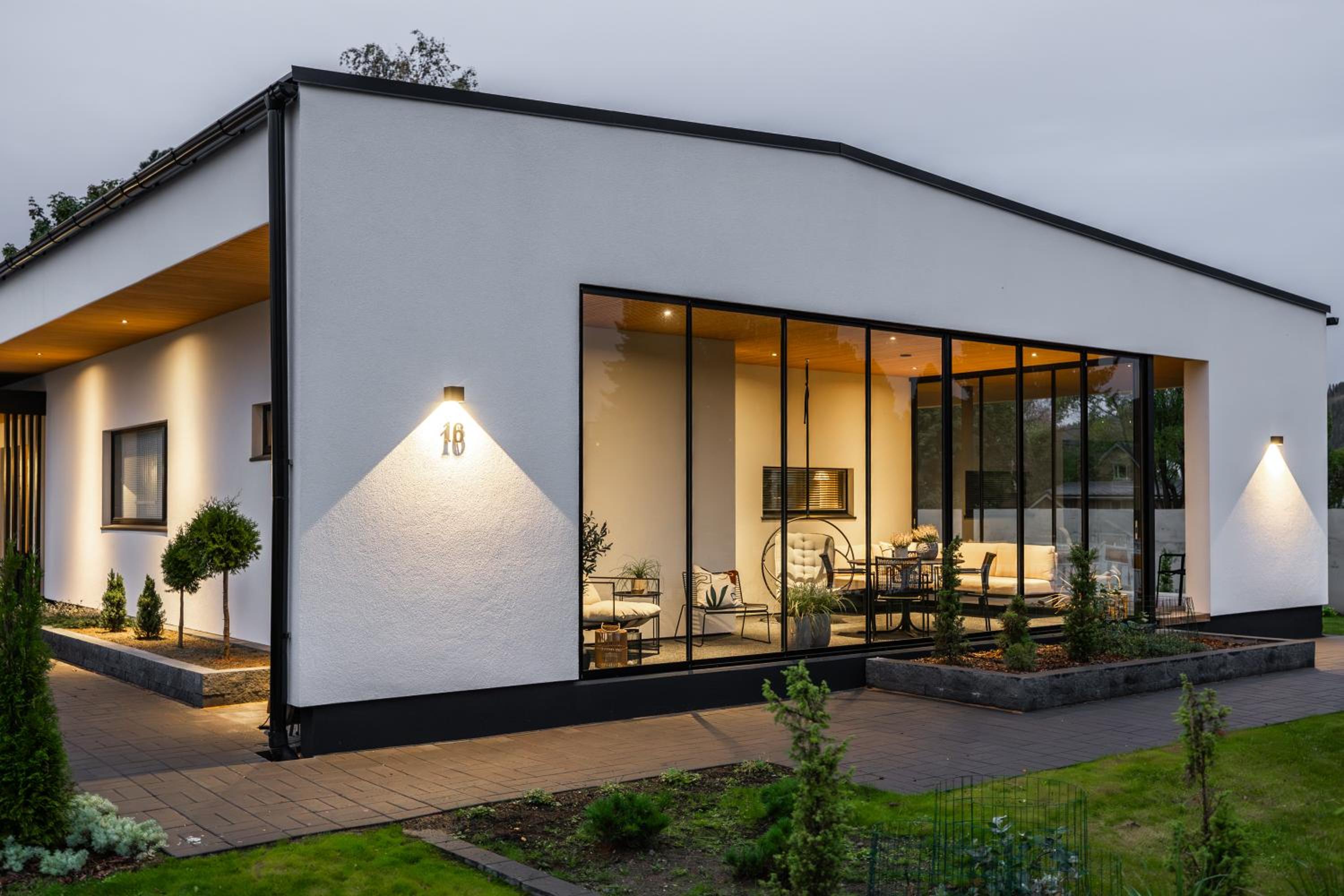 Elegant escape in Prime location