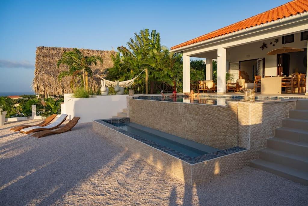 Villa SeruGrandi with wonderful sea view