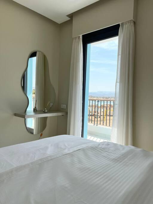 Luxury Apt with Private Beach In Ayla view 4