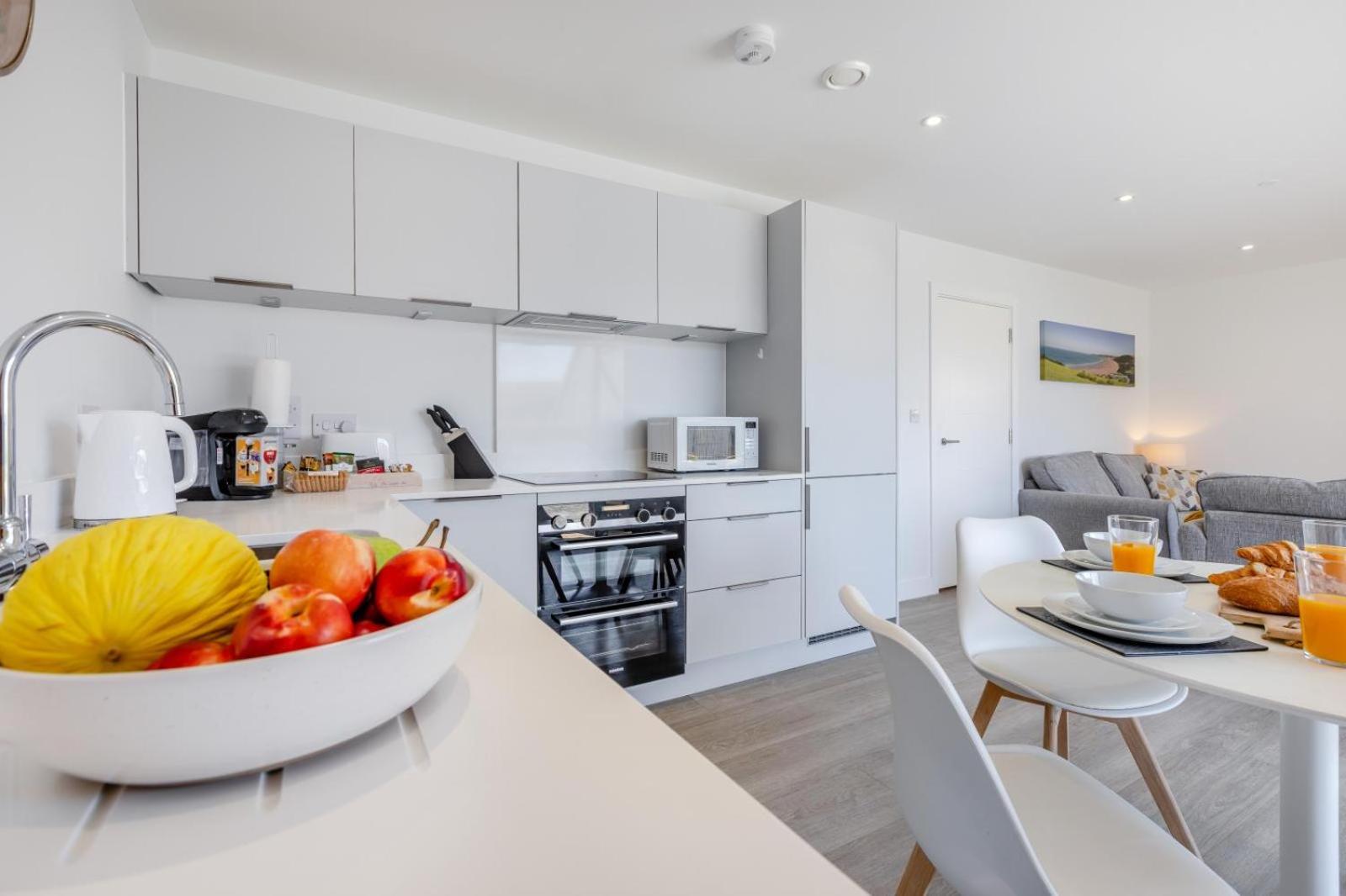 1 Challacombe - Luxury Apartment at Byron Woolacombe, only 4 minute walk to Woolacombe Beach! view 5