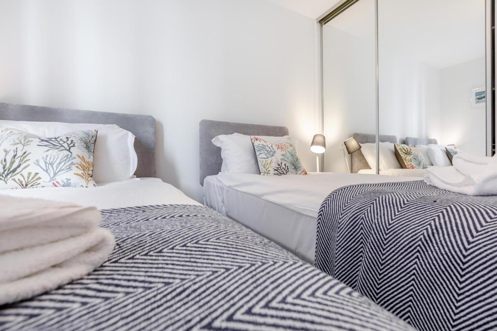 1 Challacombe - Luxury Apartment at Byron Woolacombe, only 4 minute walk to Woolacombe Beach! view 4