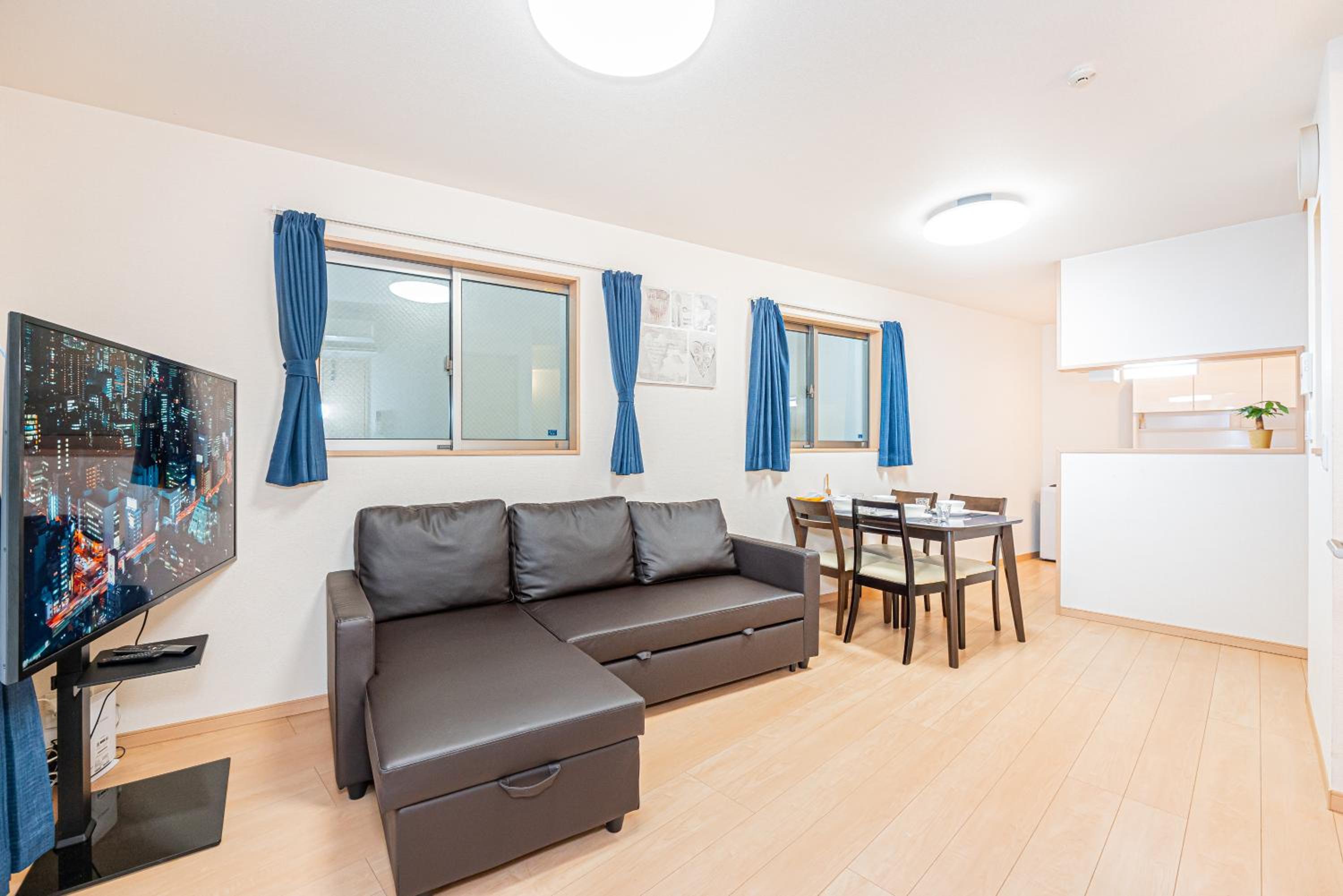 Otsuka house with 3BR near the Yamanote line
