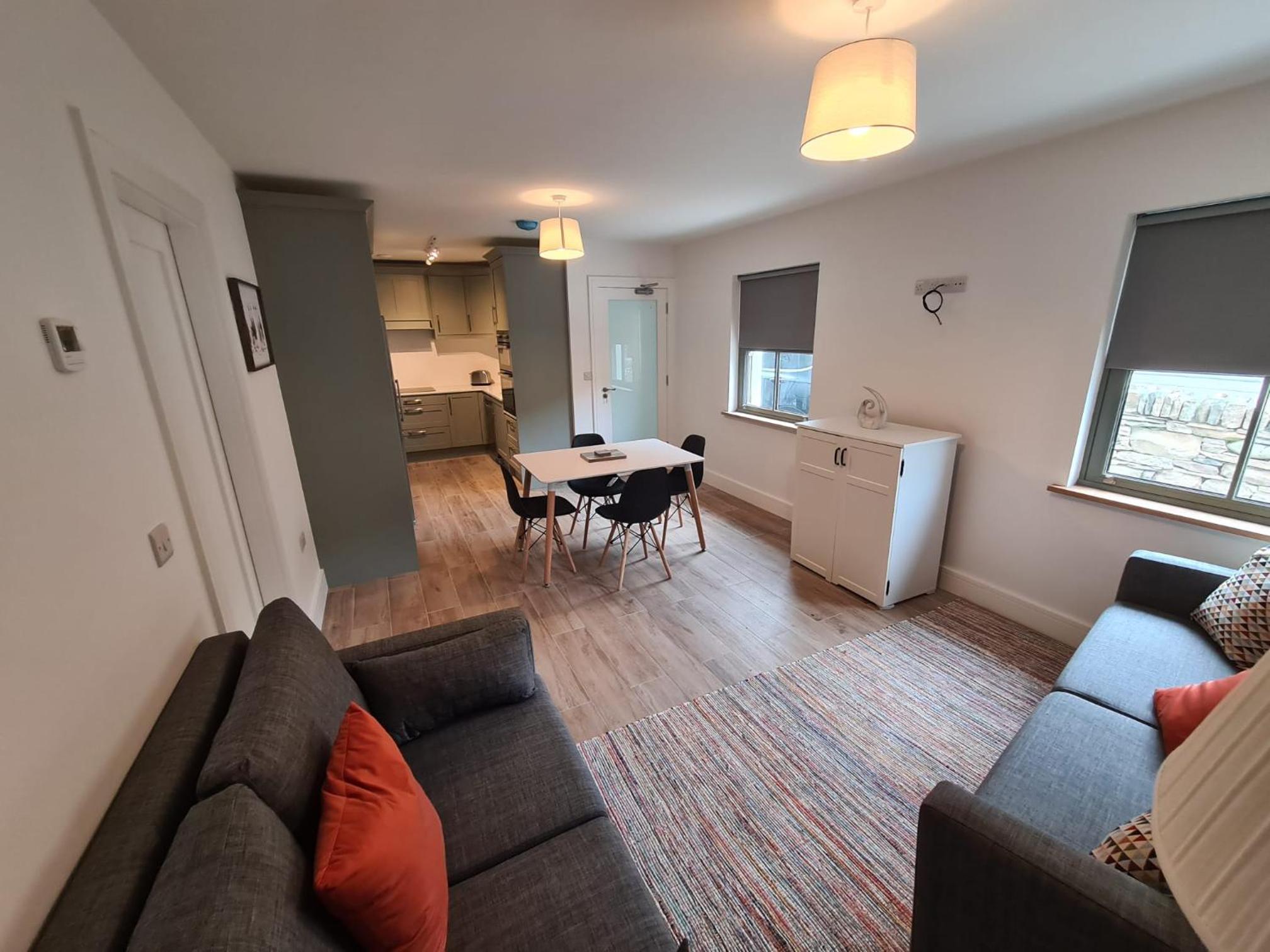 Lavarna House view 2