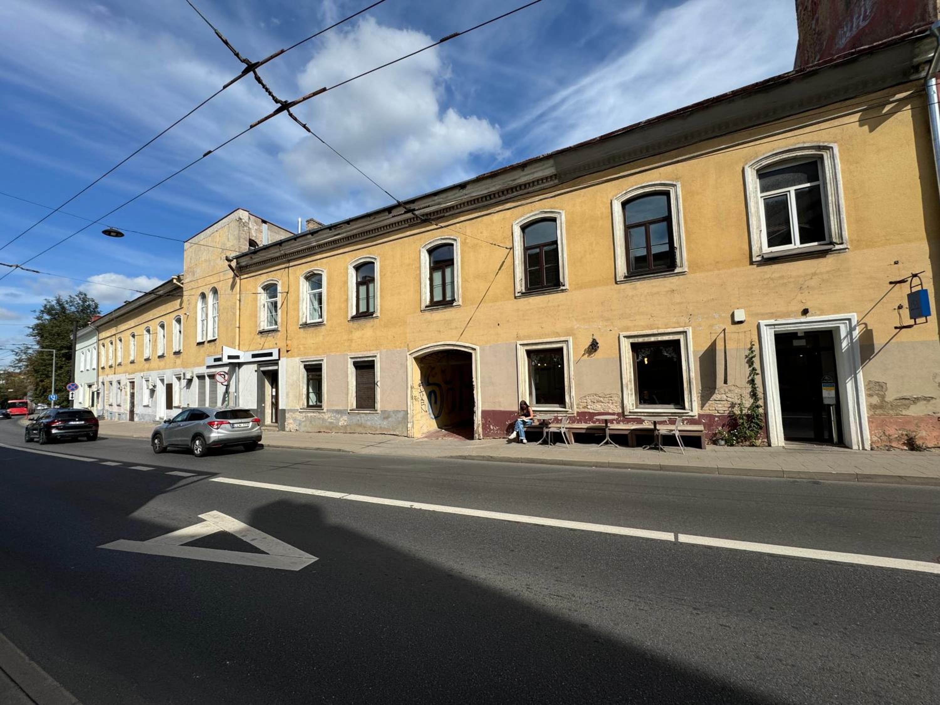 Stylish & Cozy Old Town Den - near Choral Synagogue view 2