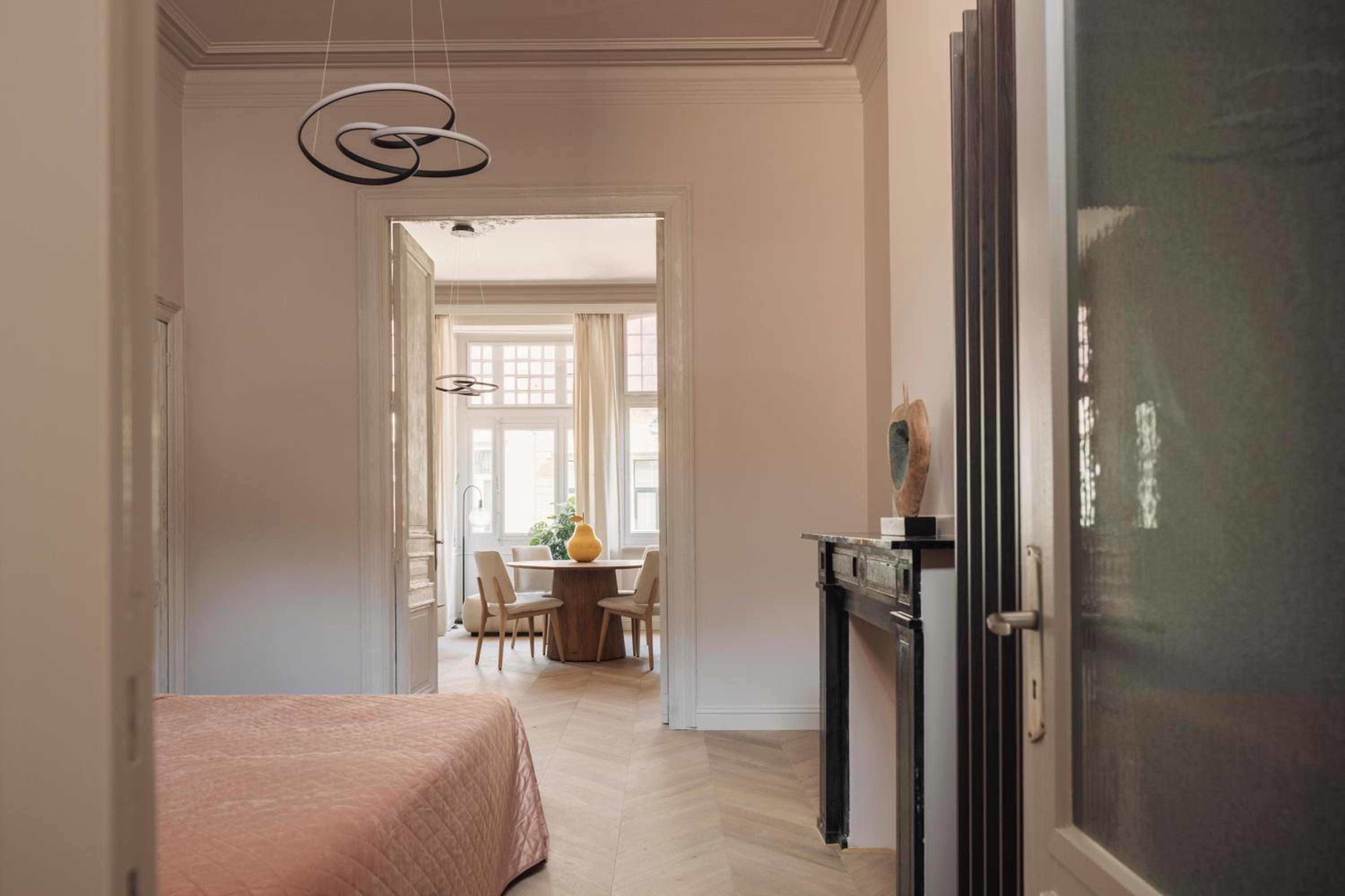 Zurenborg Suites