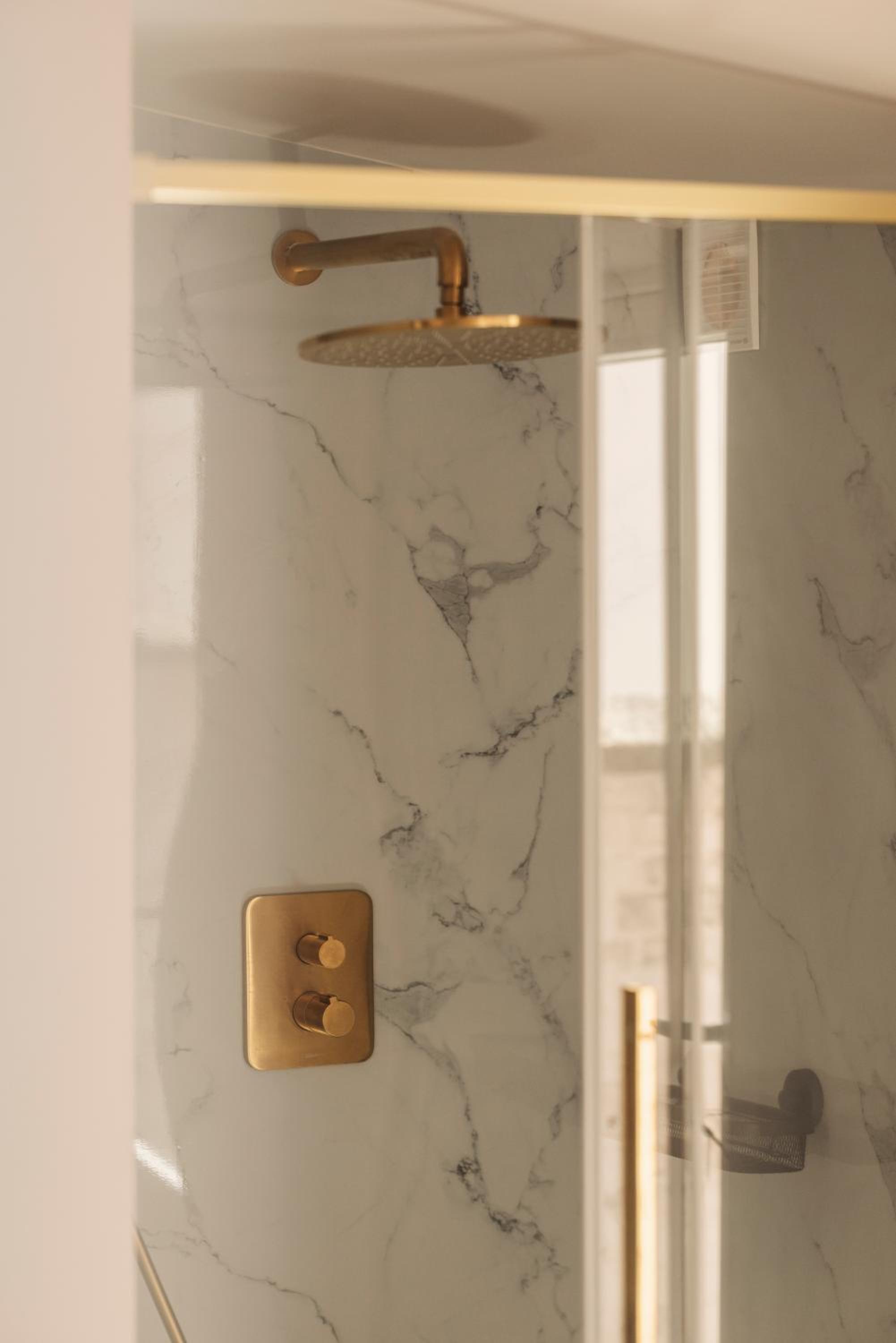 Zurenborg Suites