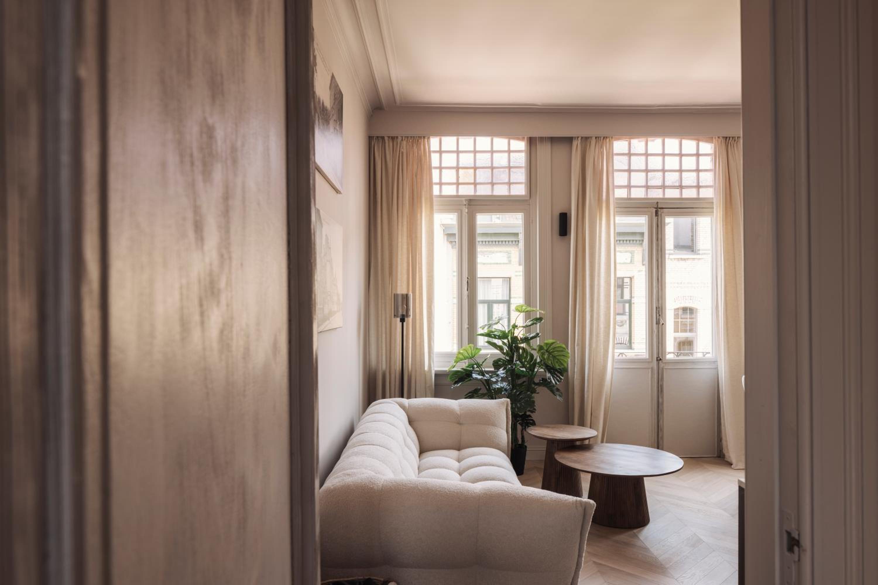 Zurenborg Suites