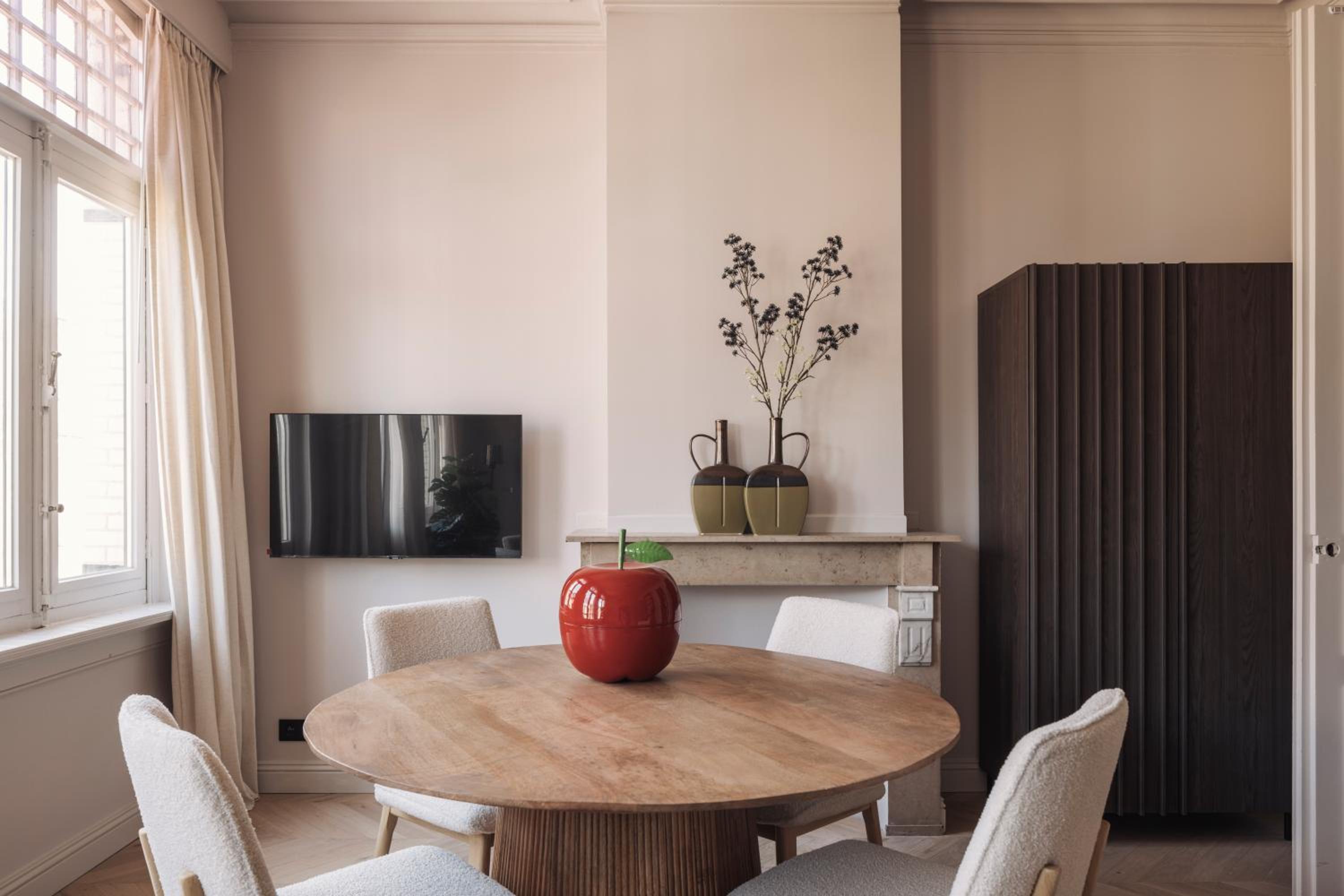 Zurenborg Suites