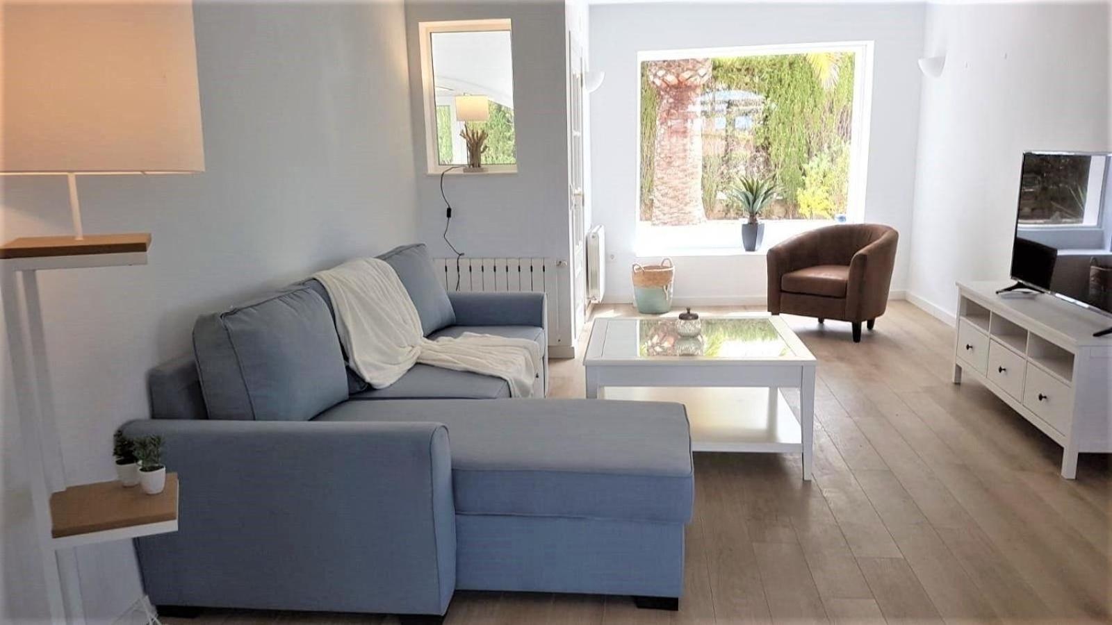 Ferienhaus mit Meerblick, Klimaanlagen, Heizung und schnellem Wlan, privater Parkplatz
