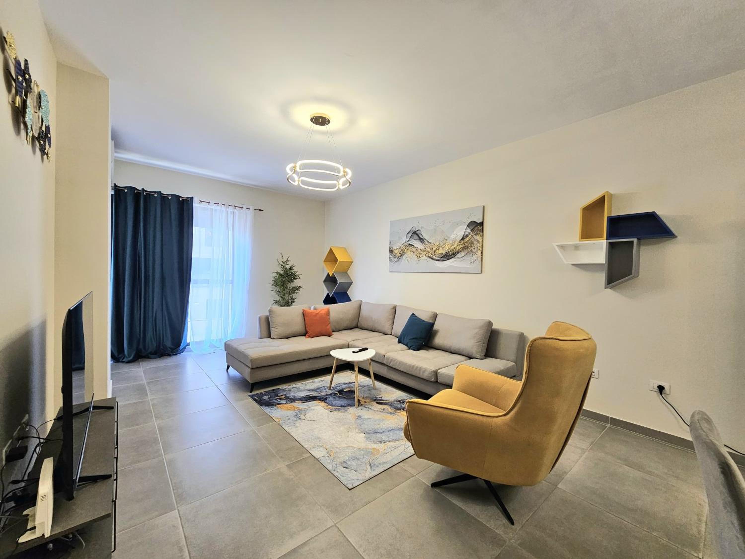 Valentino Retreat photo 3