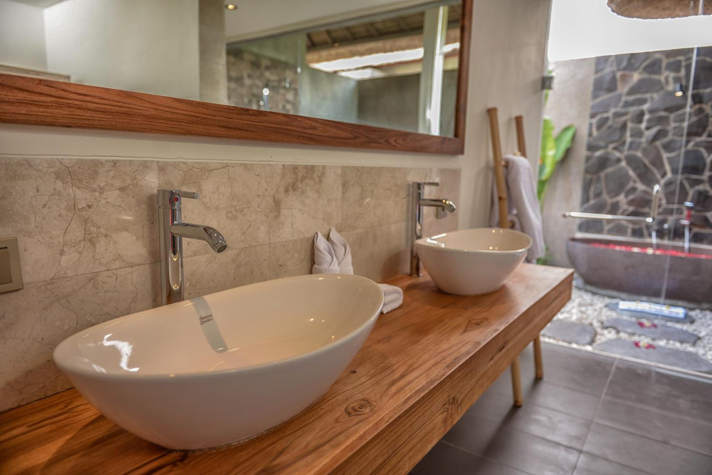 Anusara Luxury Villas