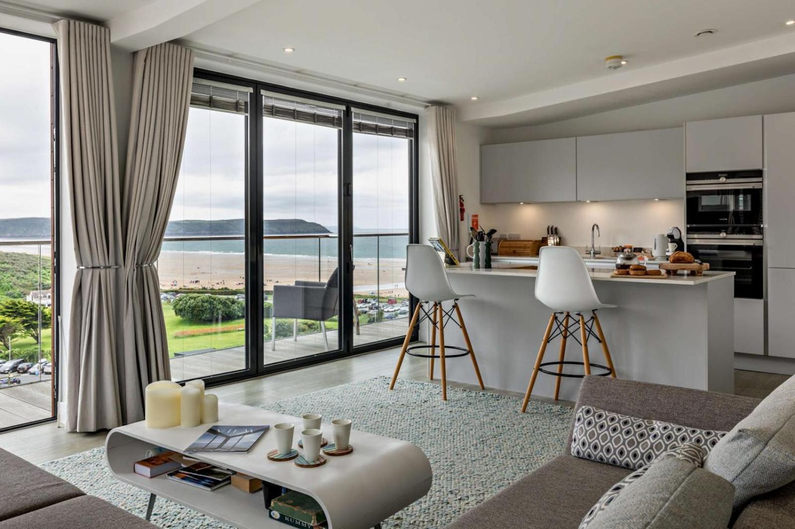 1 Woolacombe West - Luxury Apartment at Byron Woolacombe, only 4 minute walk to Woolacombe Beach! view 2