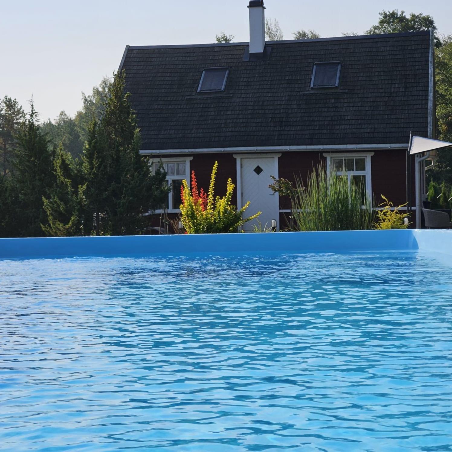 Hundi Holiday Home Main House view 3