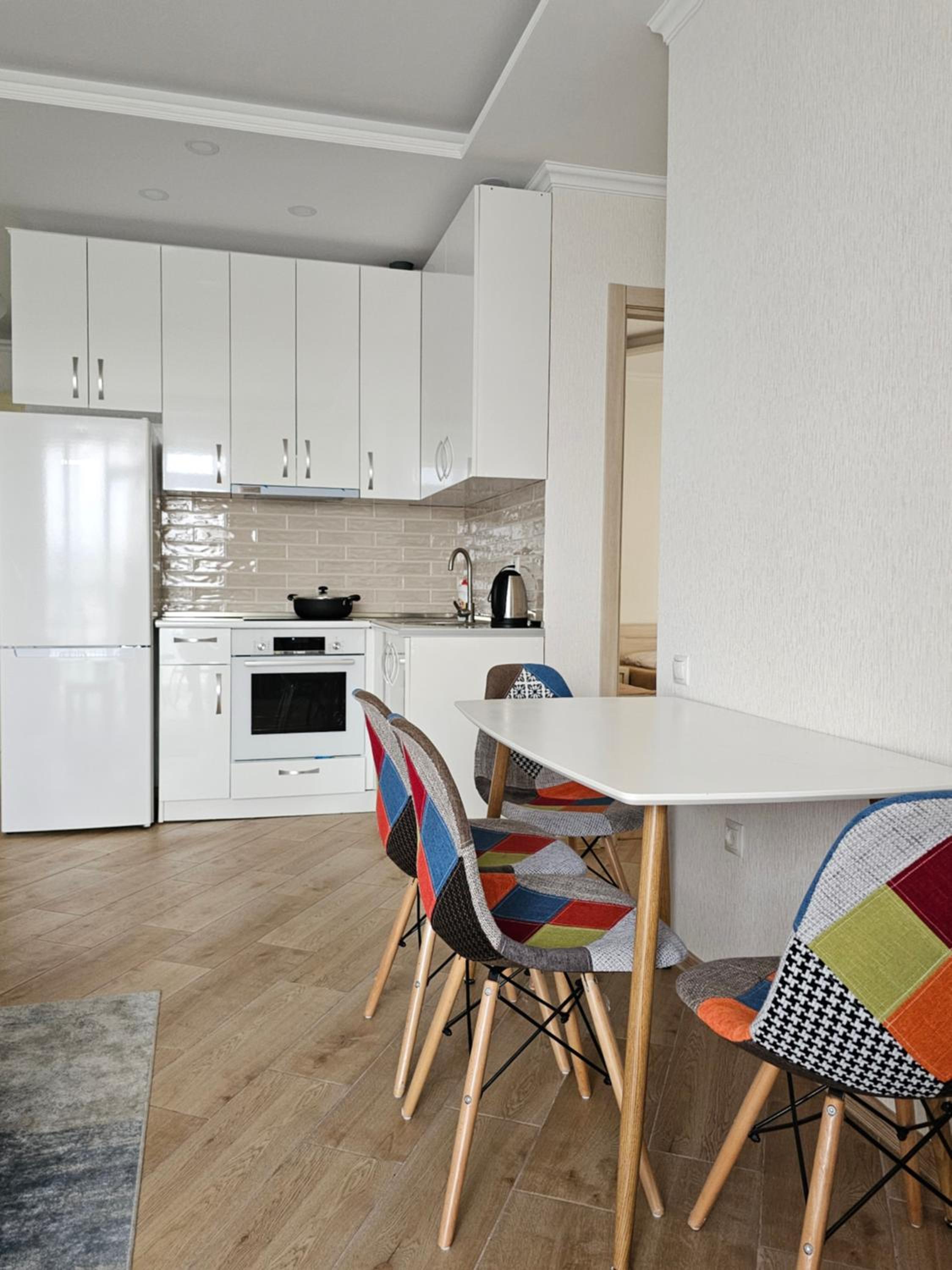 Orexus Tower 2 Bedroom Flat near Holiday Inn Hotel in City Center view 4