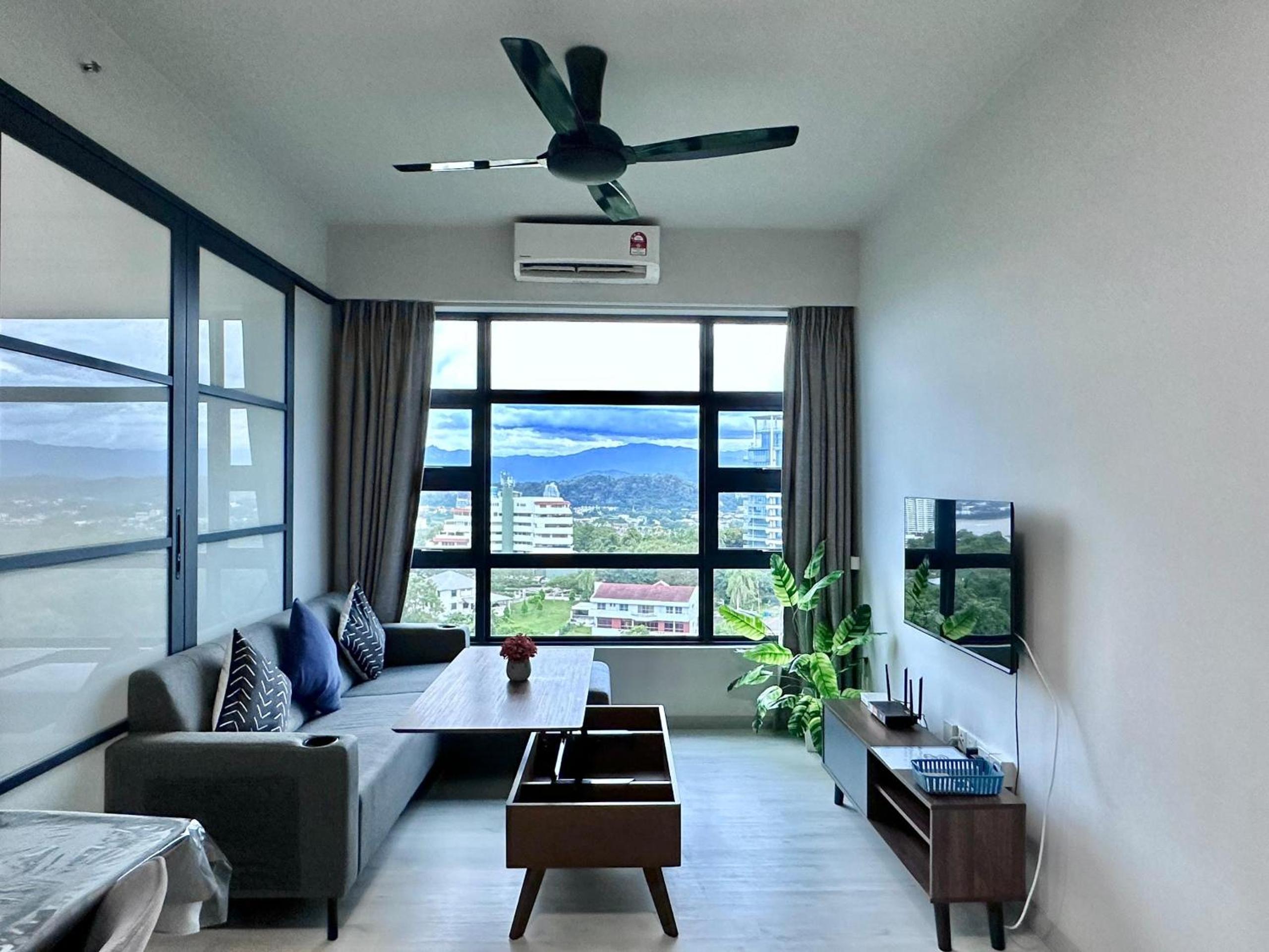 Jesselton Quay T2 by JR Radiant Retreat photo 8