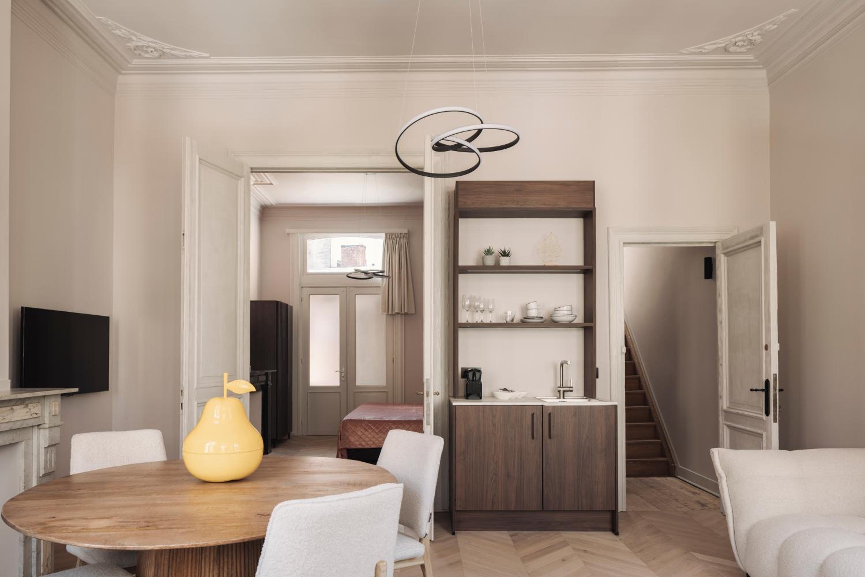 Zurenborg Suites