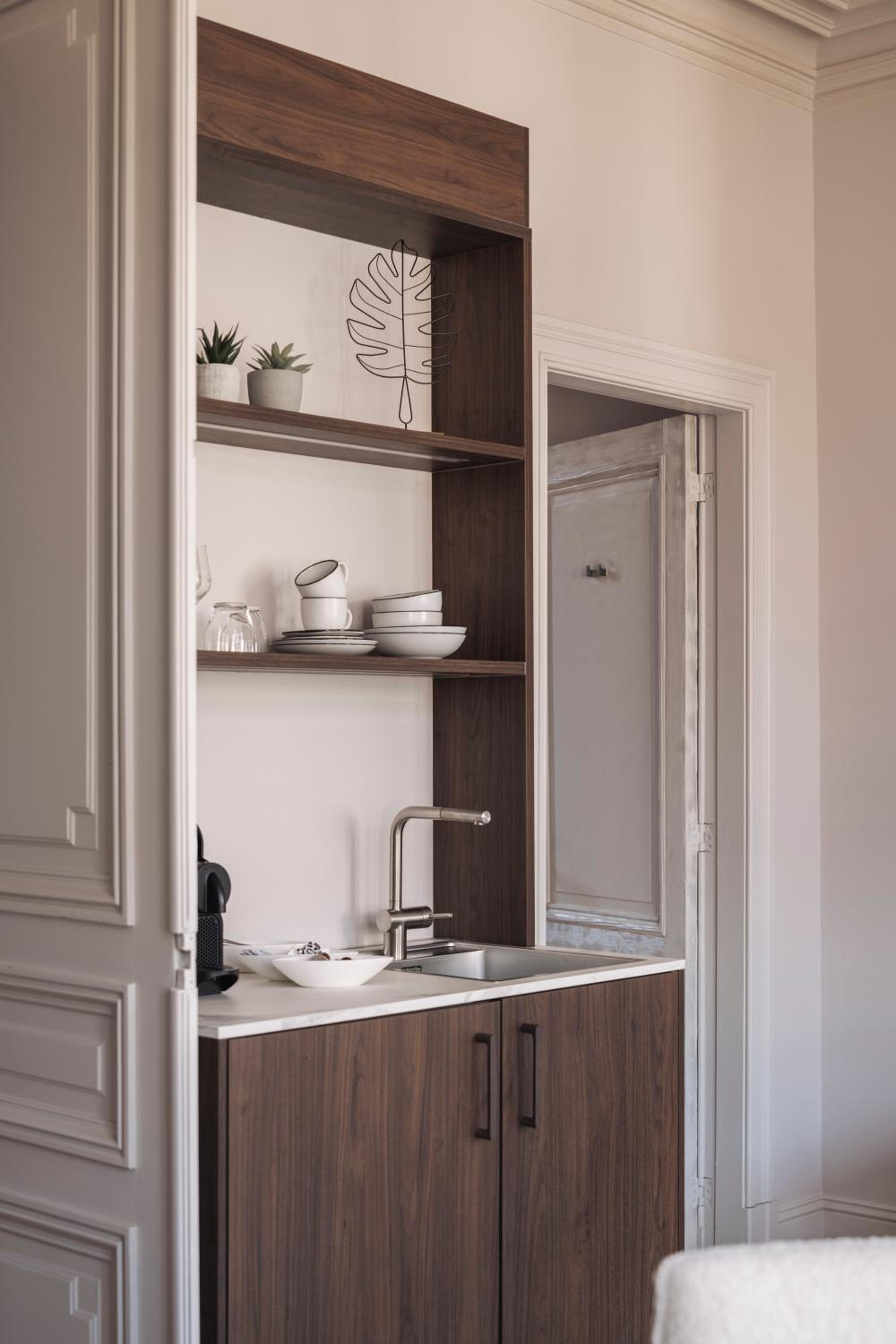 Zurenborg Suites