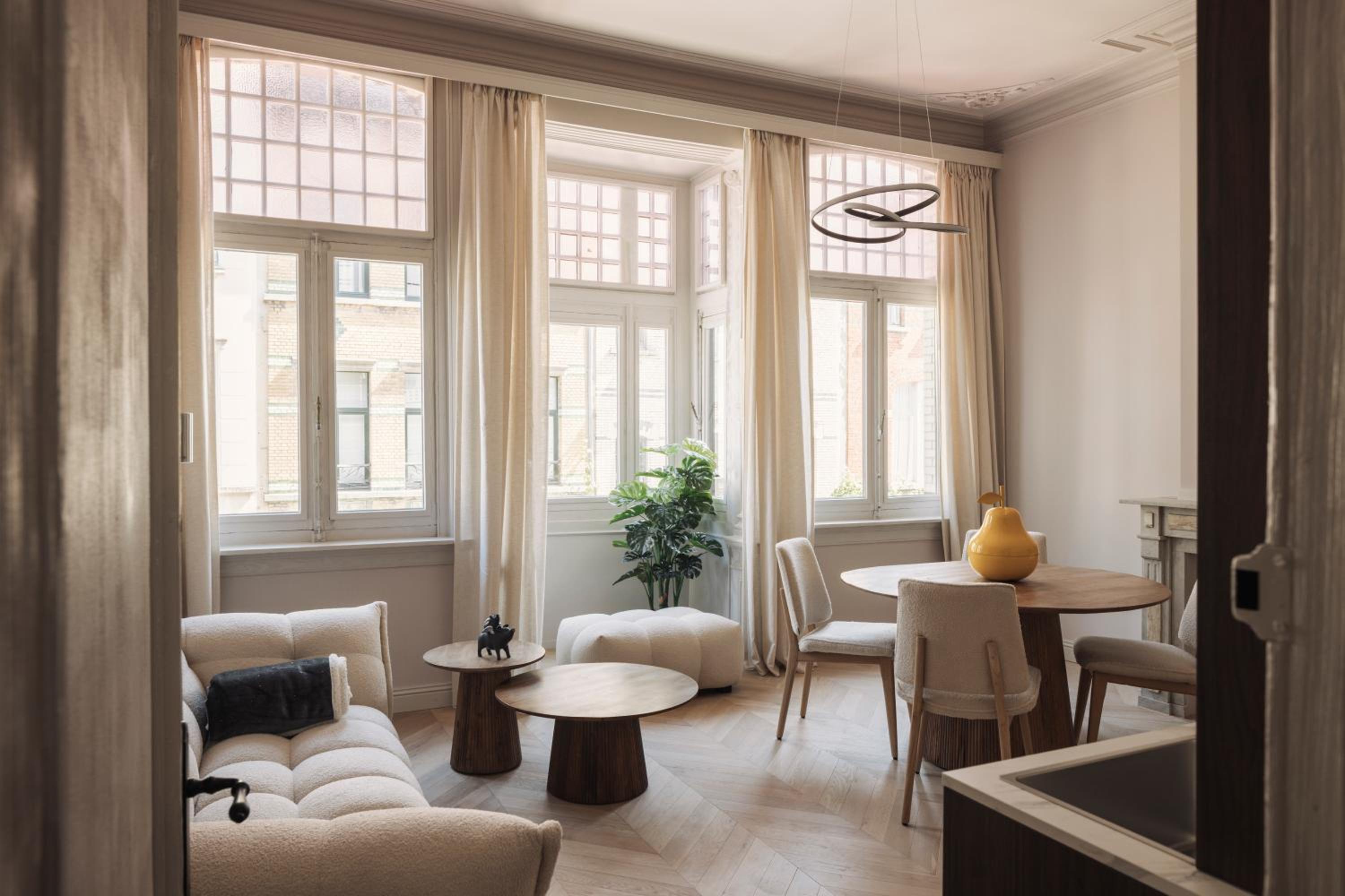 Zurenborg Suites