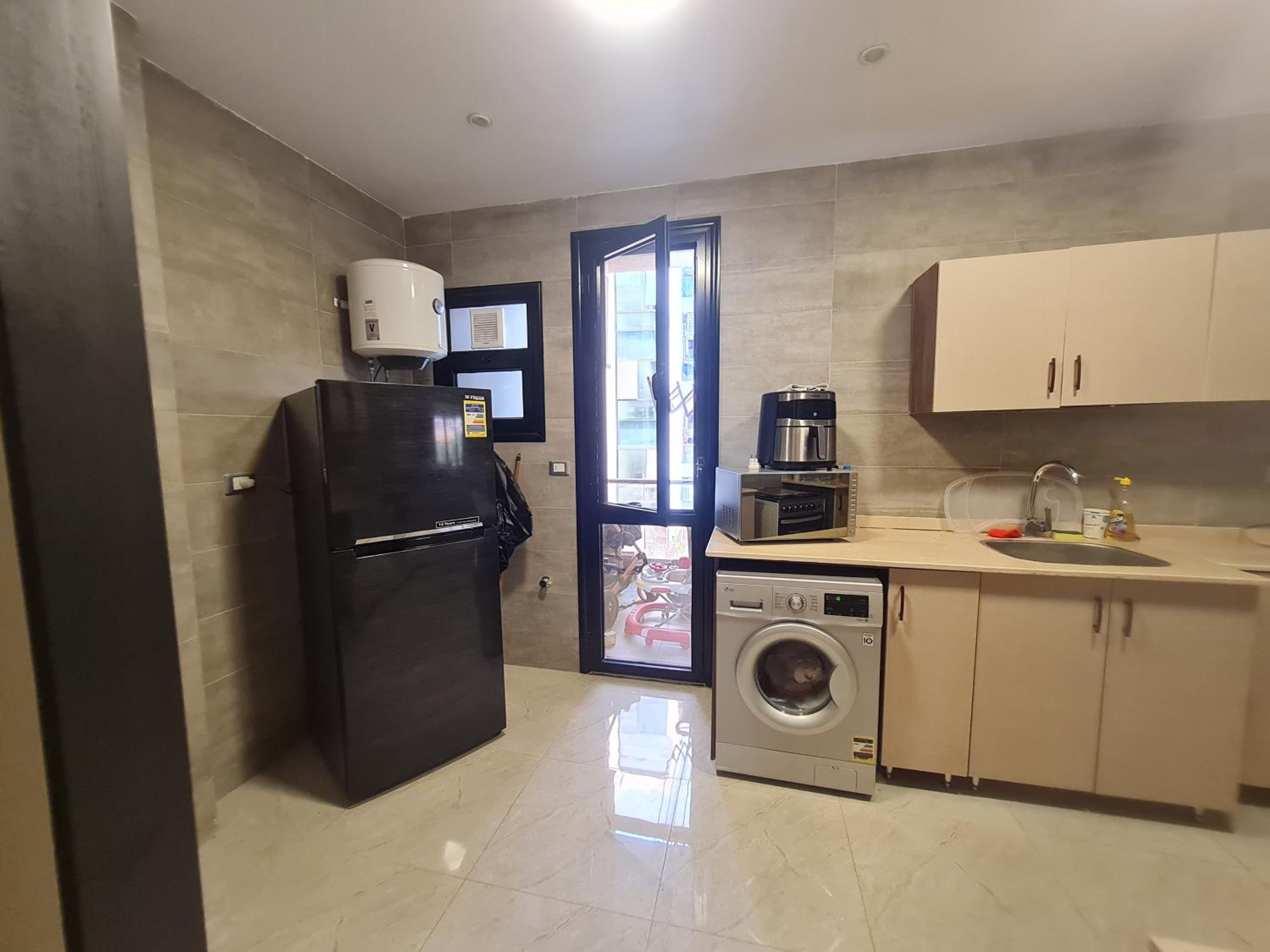 Shared City Stay at Midtown Compound next to the AUC University