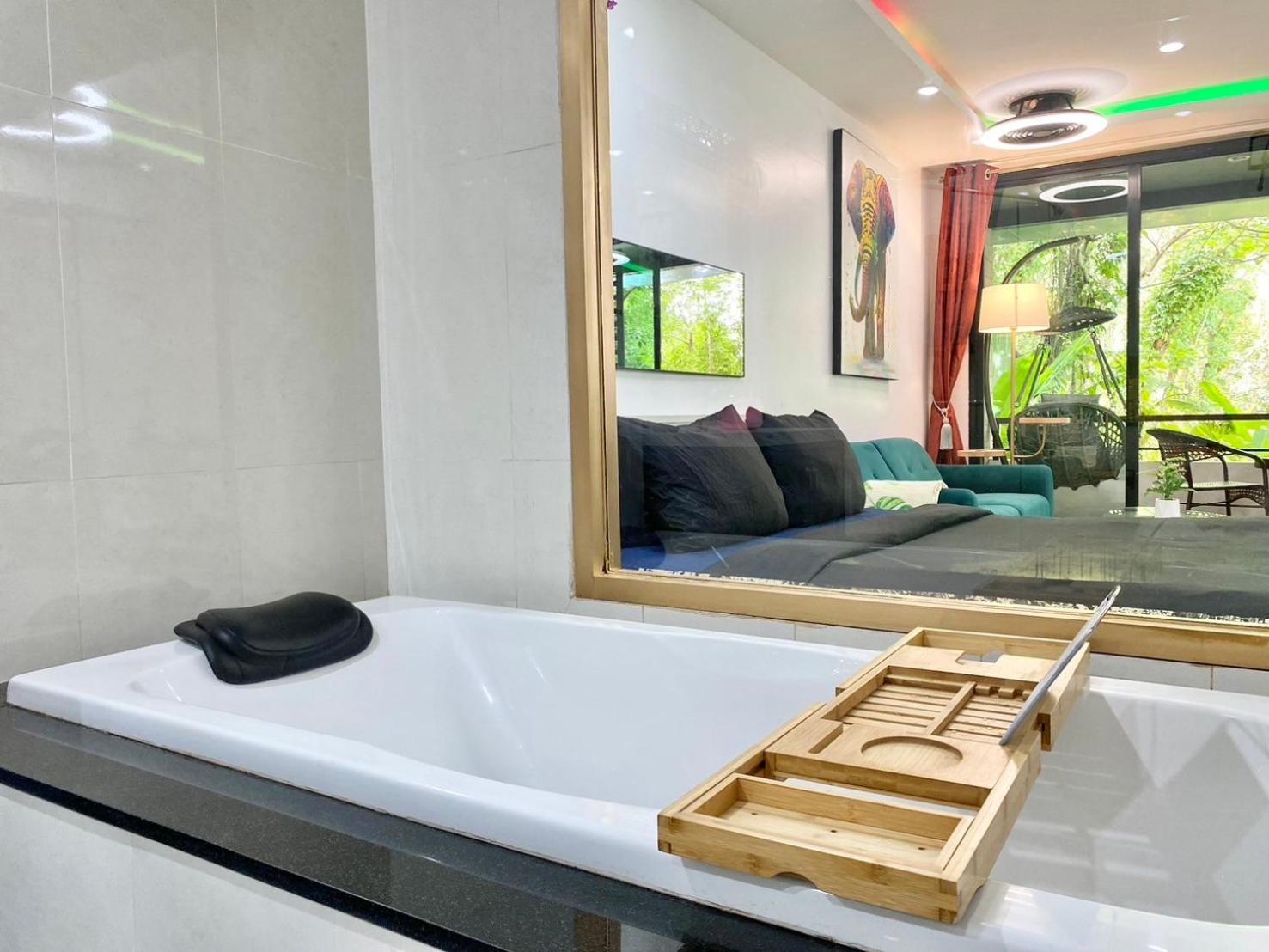 Patong - The Unity Seaview & Mountain Residence