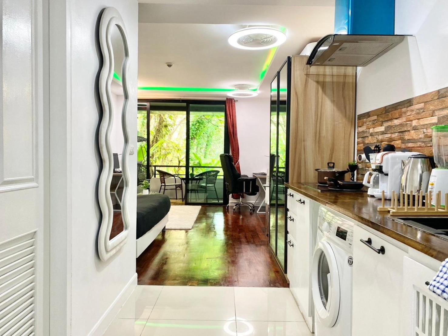 Patong - The Unity Seaview & Mountain Residence