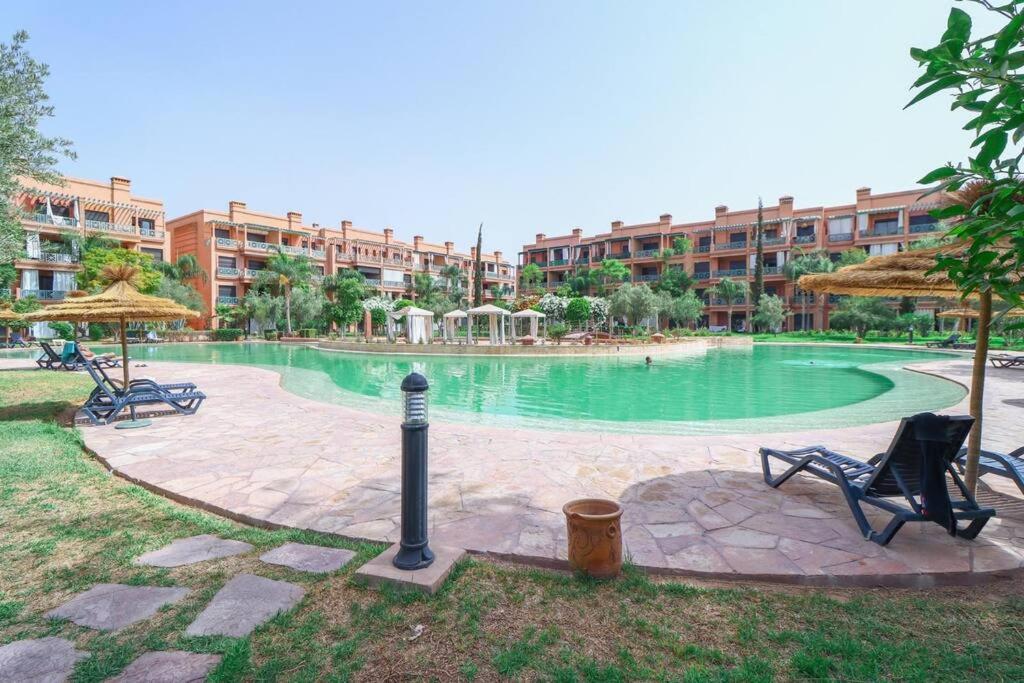 Oasis de Paix Appartement avec Piscine Relaxante view 3