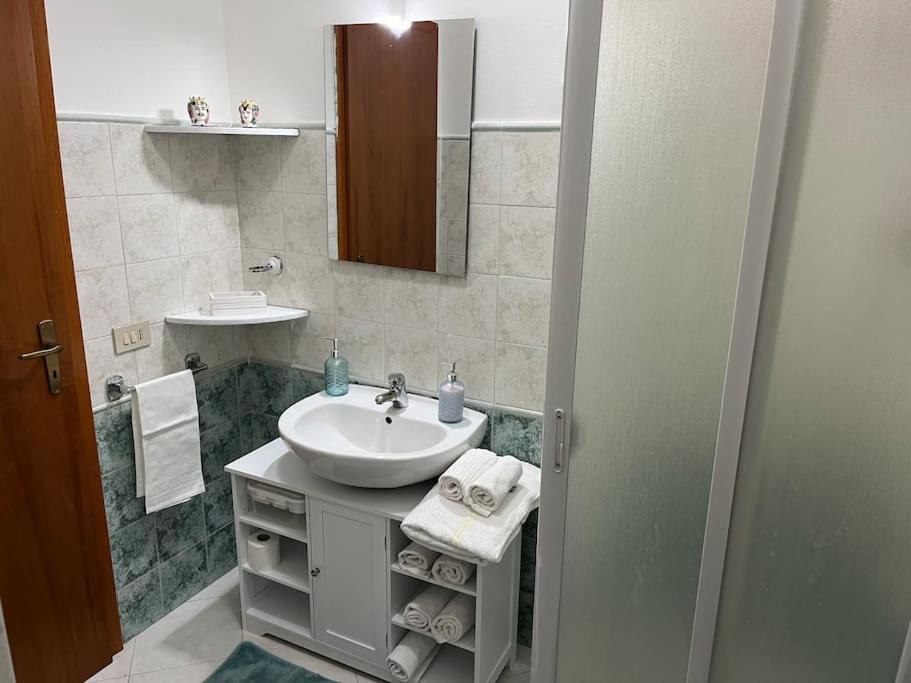 Casa Noce en Palermo — bathroom