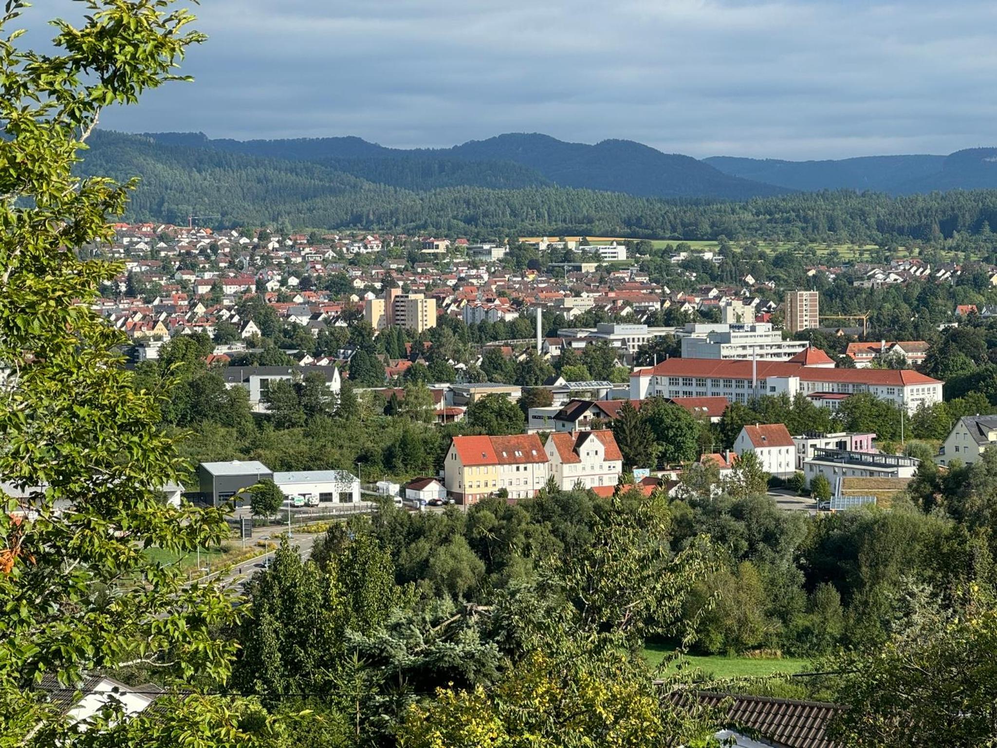 Ferienwohnung - Penthauswohnung Albblick, traumhafter Ausblick, ruhige Lage