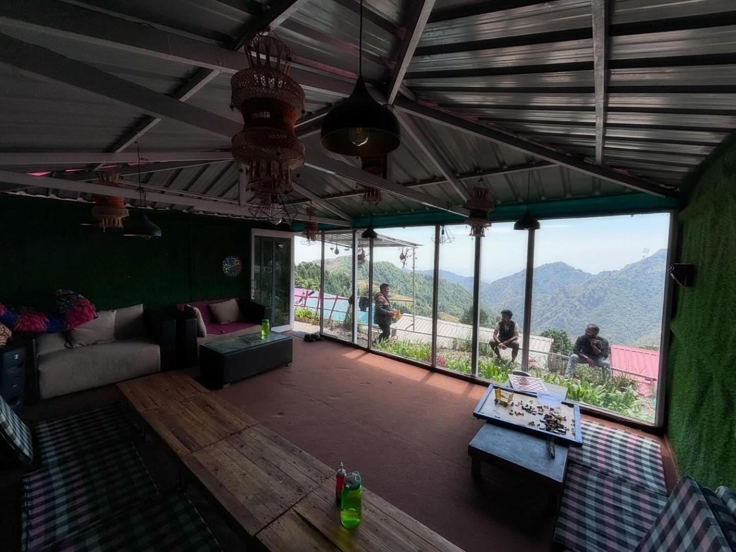 lounge